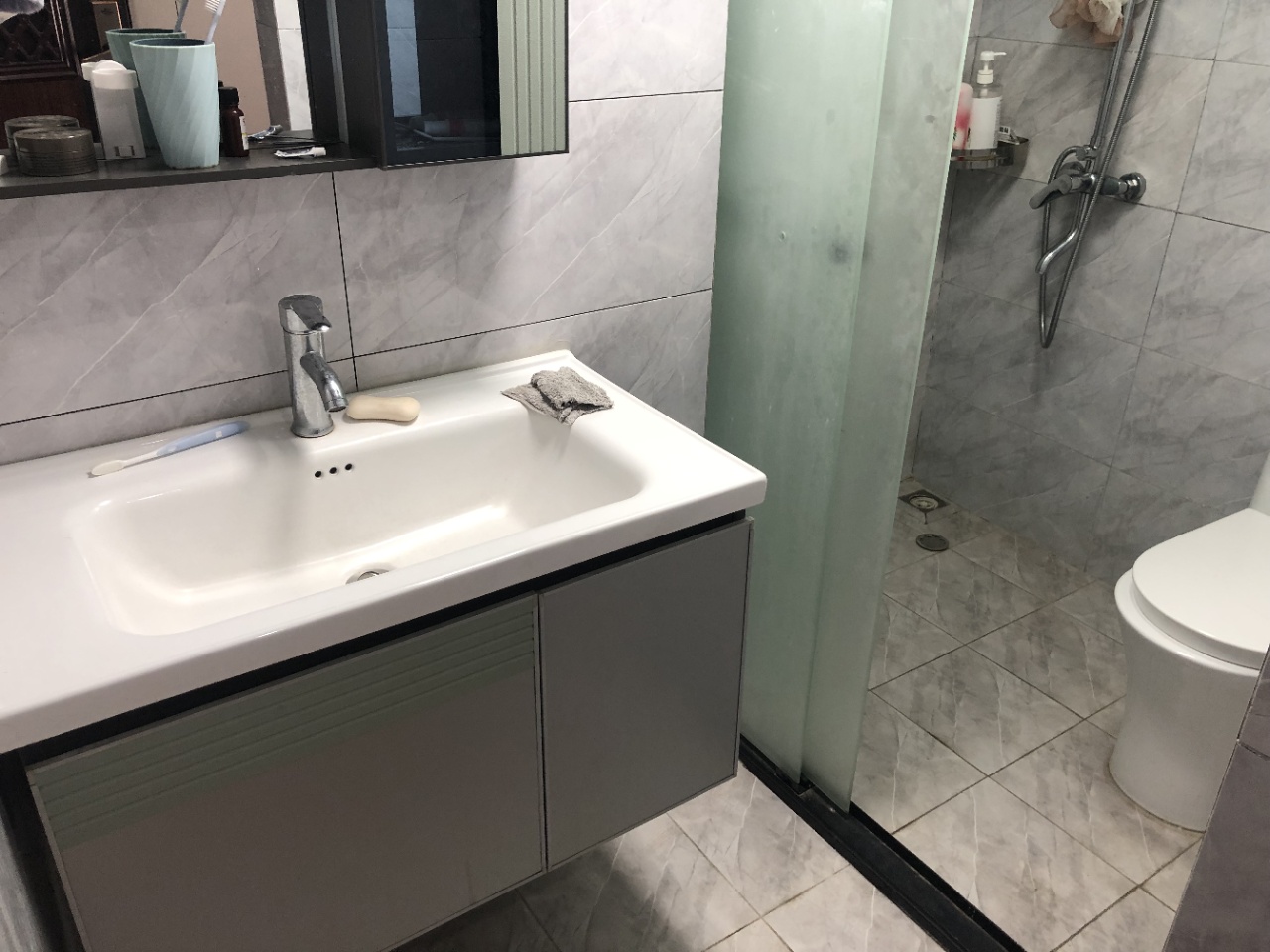 远大购物广场 1室2厅1卫 75.0万 远大购物广场 1室2厅1卫 75.0万室内图