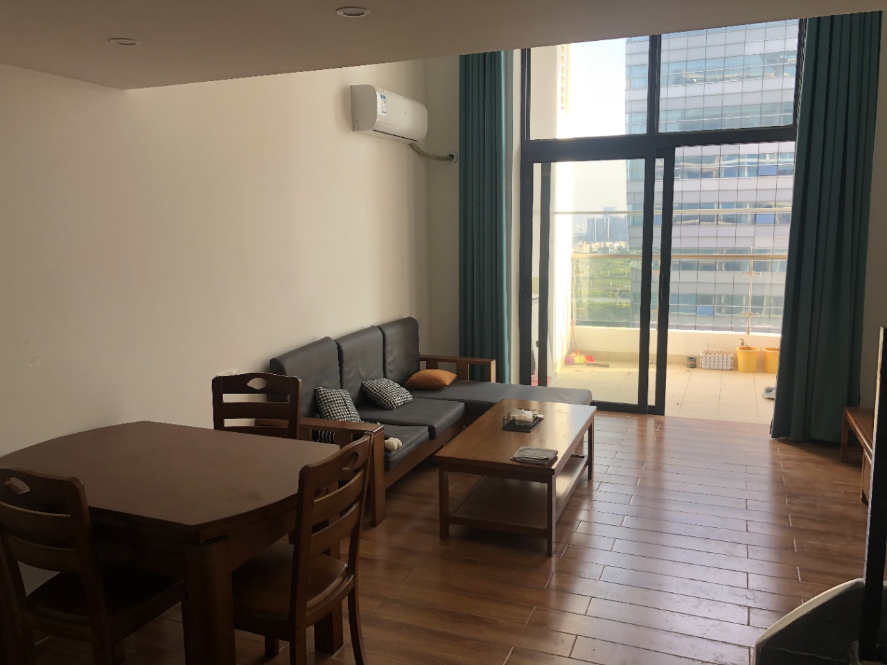 远大购物广场 1室2厅1卫 75.0万 远大购物广场 1室2厅1卫 75.0万室内图