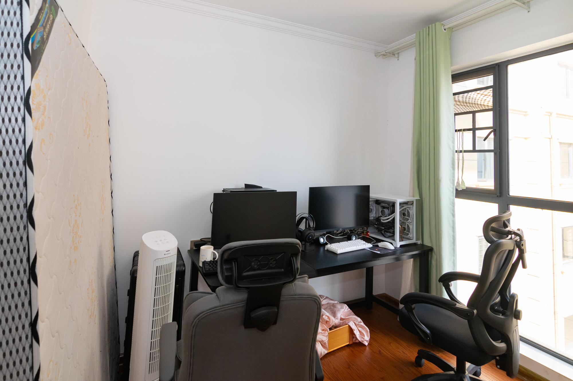 荣盛岳麓峰景 3室2厅2卫 68.0万 荣盛岳麓峰景 3室2厅2卫 68.0万卧室