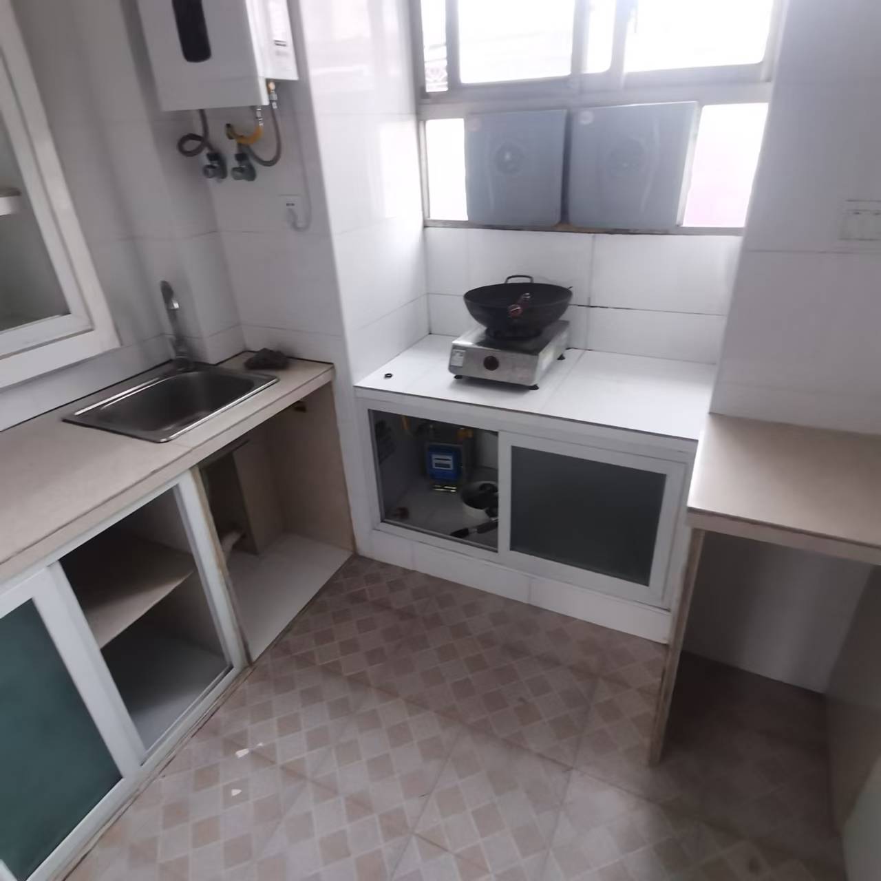 中南家园 2室1厅1卫 1000.0元/月 中南家园 2室1厅1卫 1000.0元/月室内图