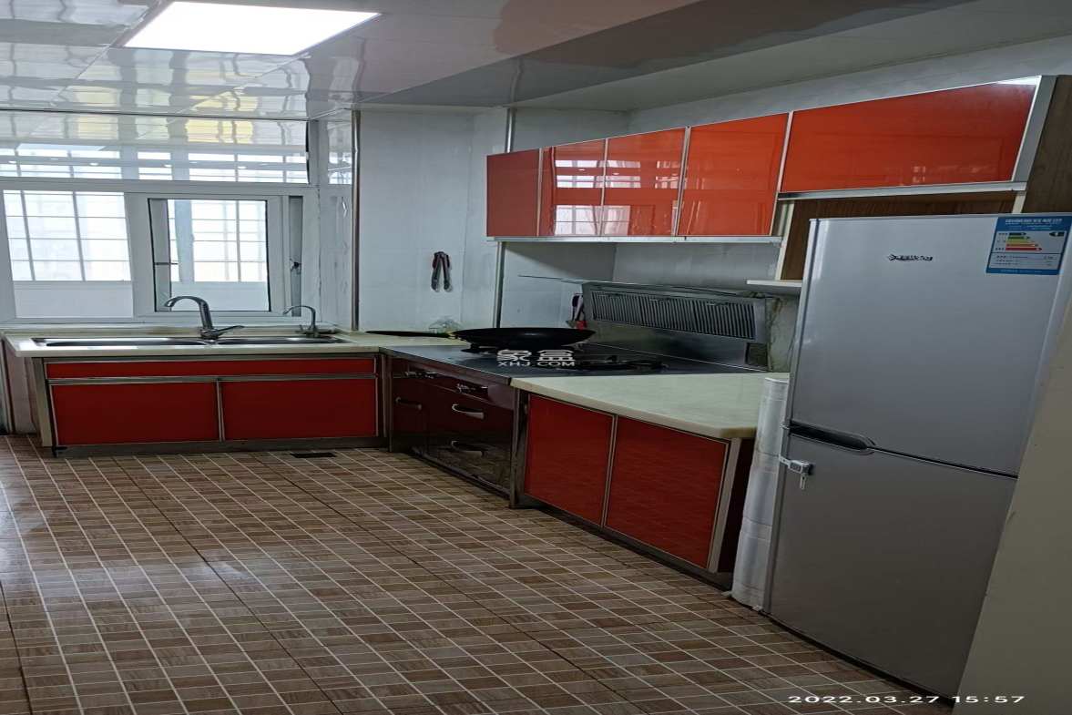 昌富城上城  3室2厅2卫    1600.0元/月 昌富城上城  3室2厅2卫    1600.0元/月室内图