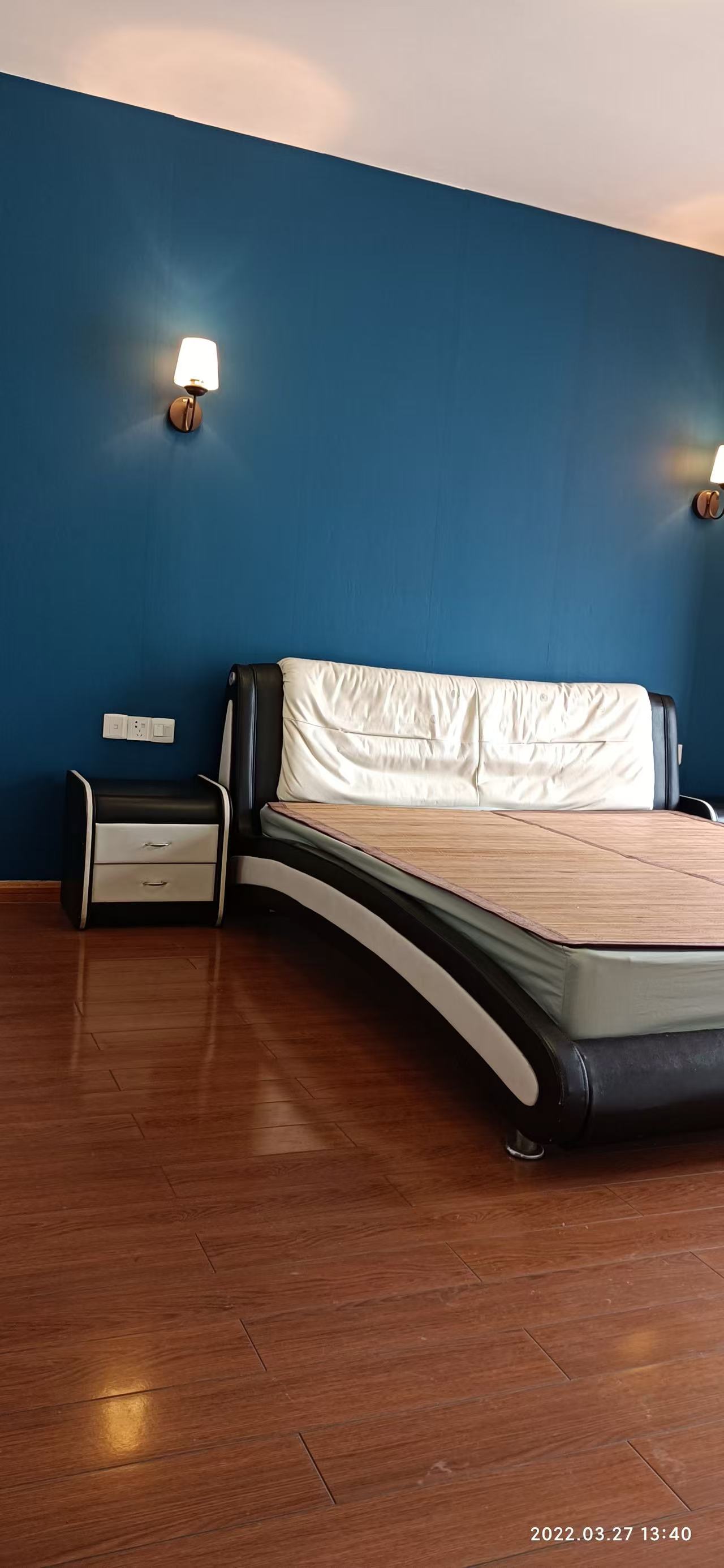 昌富城上城  3室2厅2卫    1600.0元/月 昌富城上城  3室2厅2卫    1600.0元/月室内图