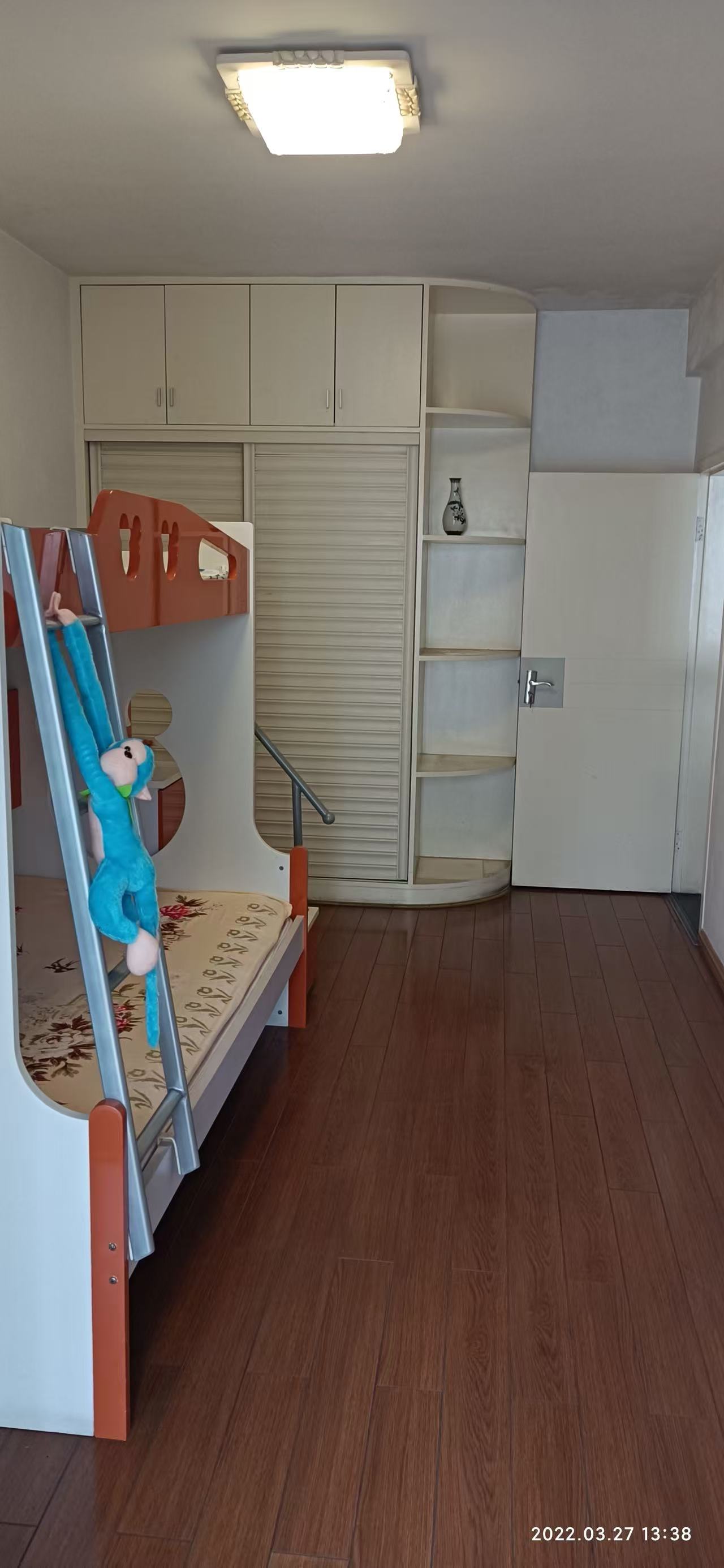 昌富城上城  3室2厅2卫    1600.0元/月 昌富城上城  3室2厅2卫    1600.0元/月室内图