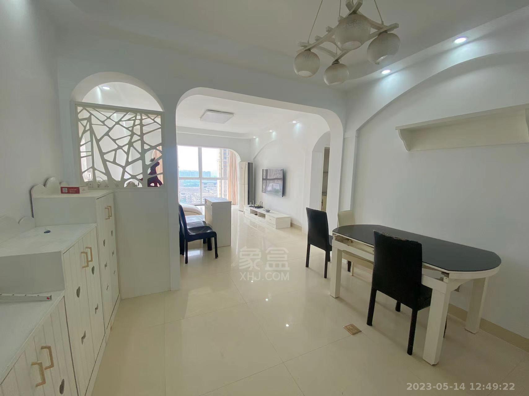 山河锦园 3室2厅2卫 1900.0元/月 山河锦园 3室2厅2卫 1900.0元/月室内图