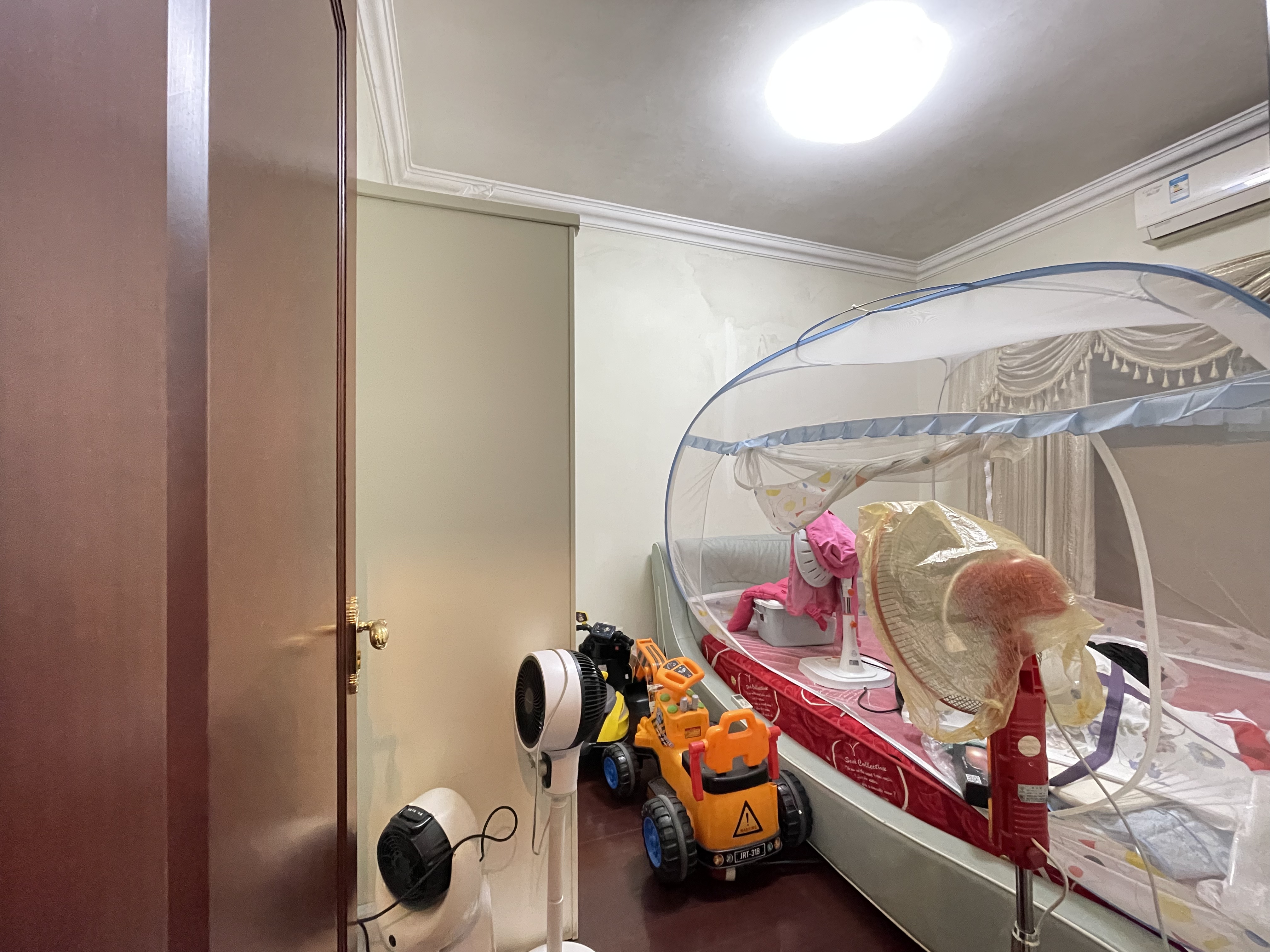 恒大名都 2室2厅1卫 1500.0元/月 恒大名都 2室2厅1卫 1500.0元/月室内图