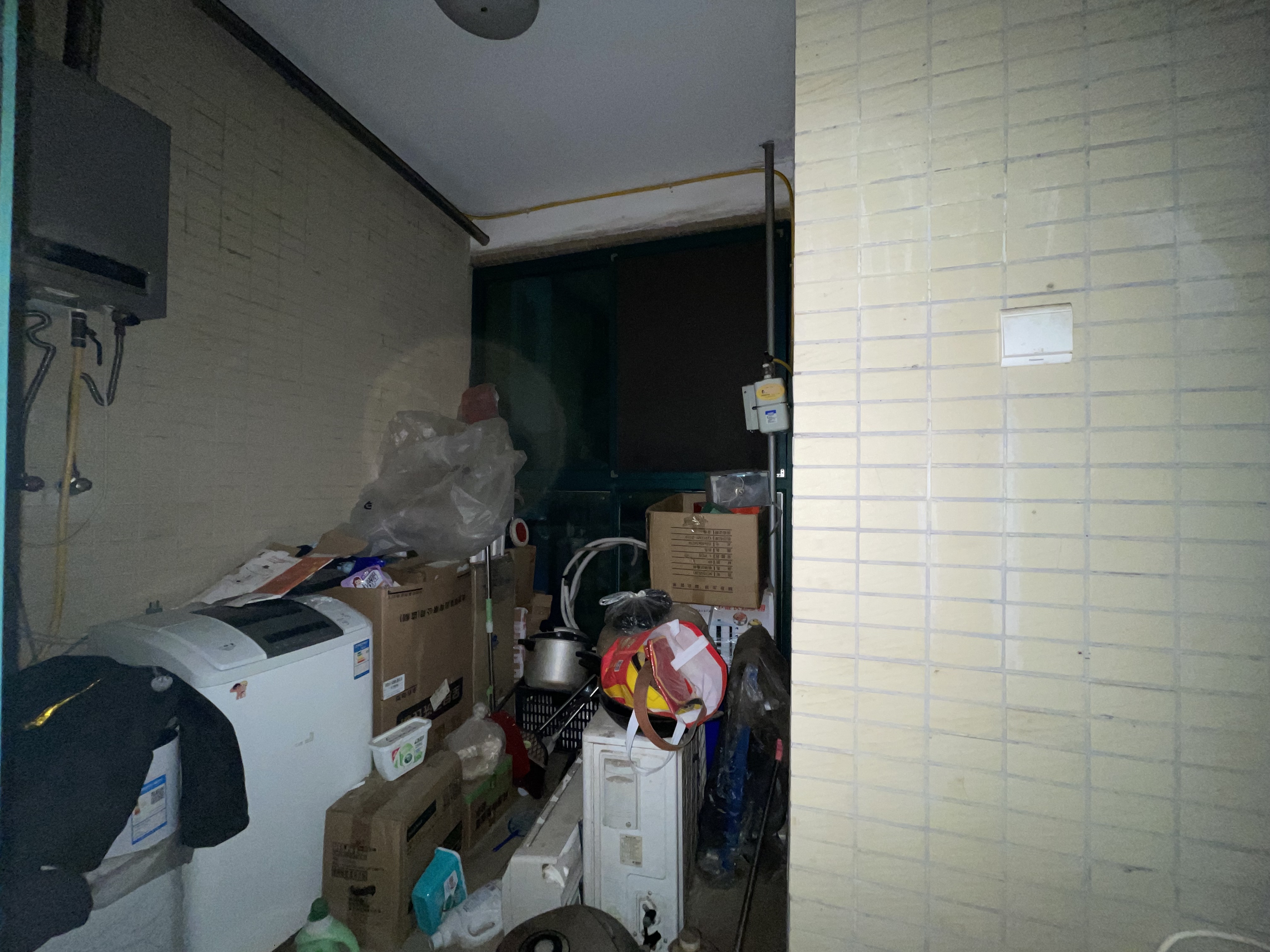 恒大名都  2室2厅1卫   1500.00元/月室内图