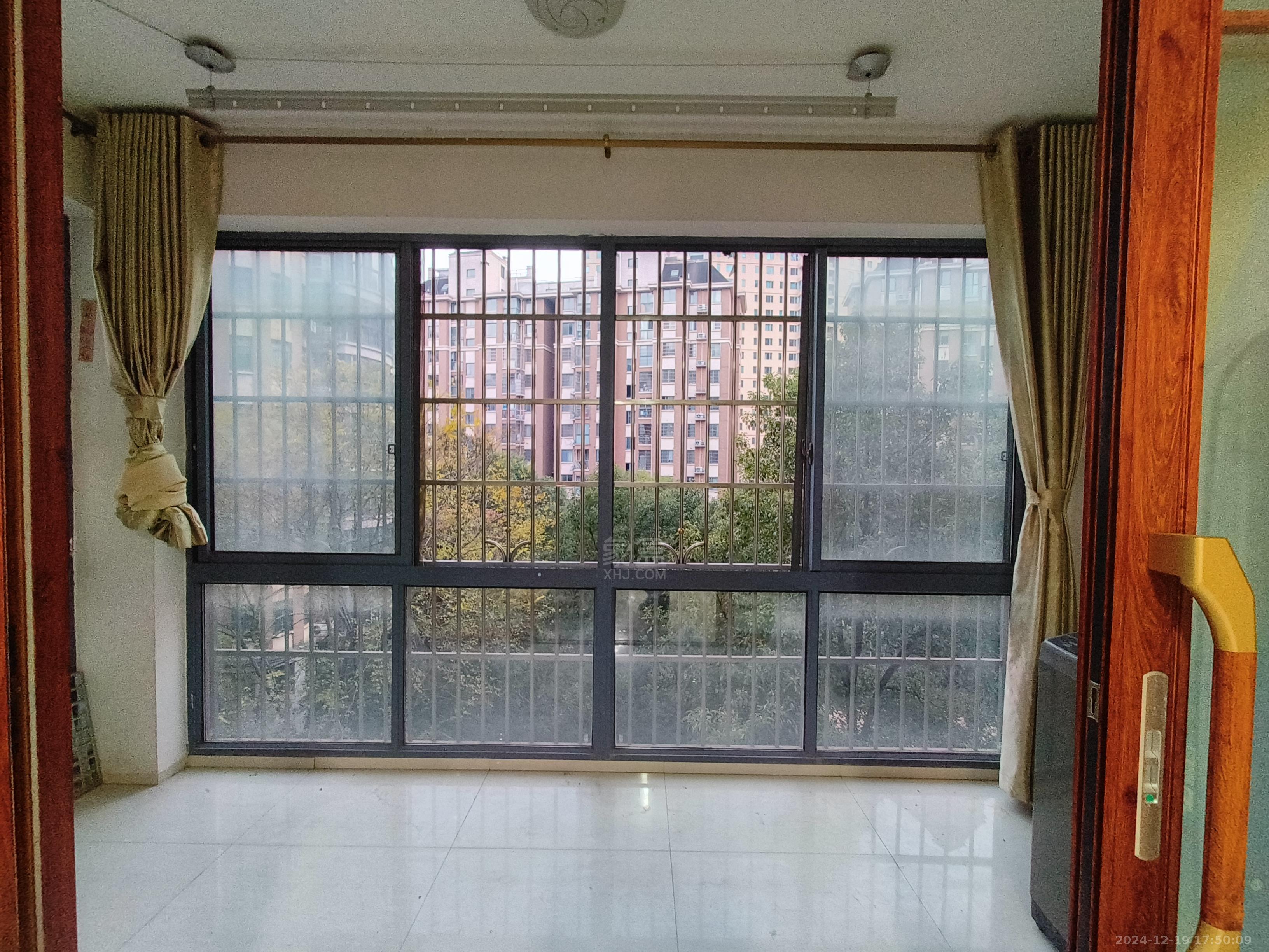 天泉一品 3室2厅2卫 2000.0元/月 天泉一品 3室2厅2卫 2000.0元/月室内图