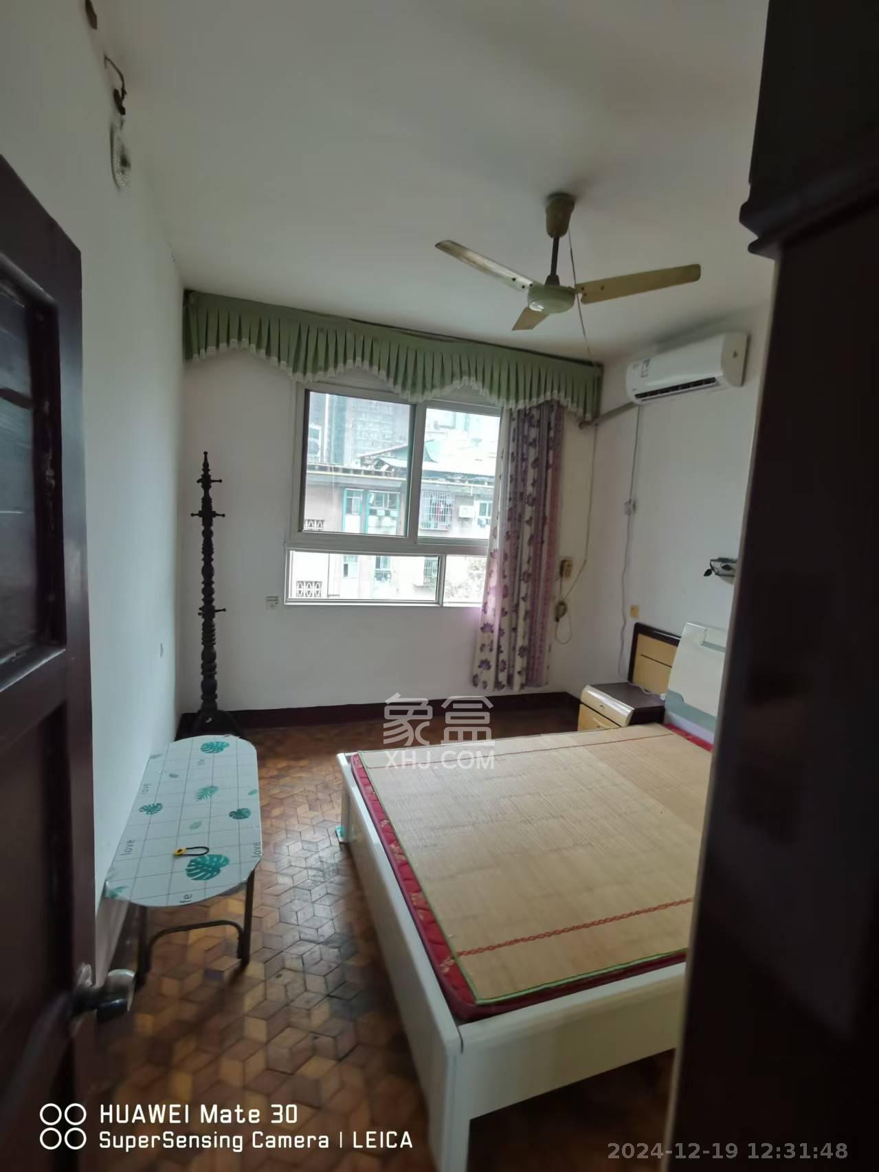 桂花二村 2室1厅1卫 1400.0元/月 桂花二村 2室1厅1卫 1400.0元/月室内图