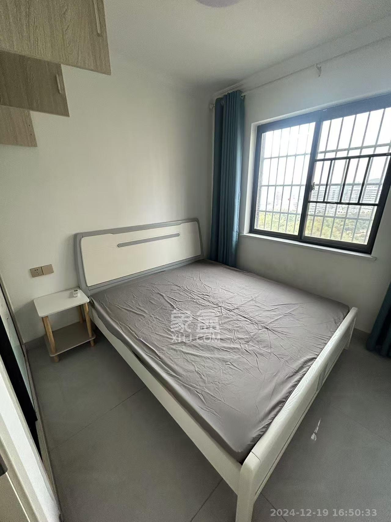 华龙家园(和泰家园) 3室2厅1卫 1900.0元/月 华龙家园(和泰家园) 3室2厅1卫 1900.0元/月室内图