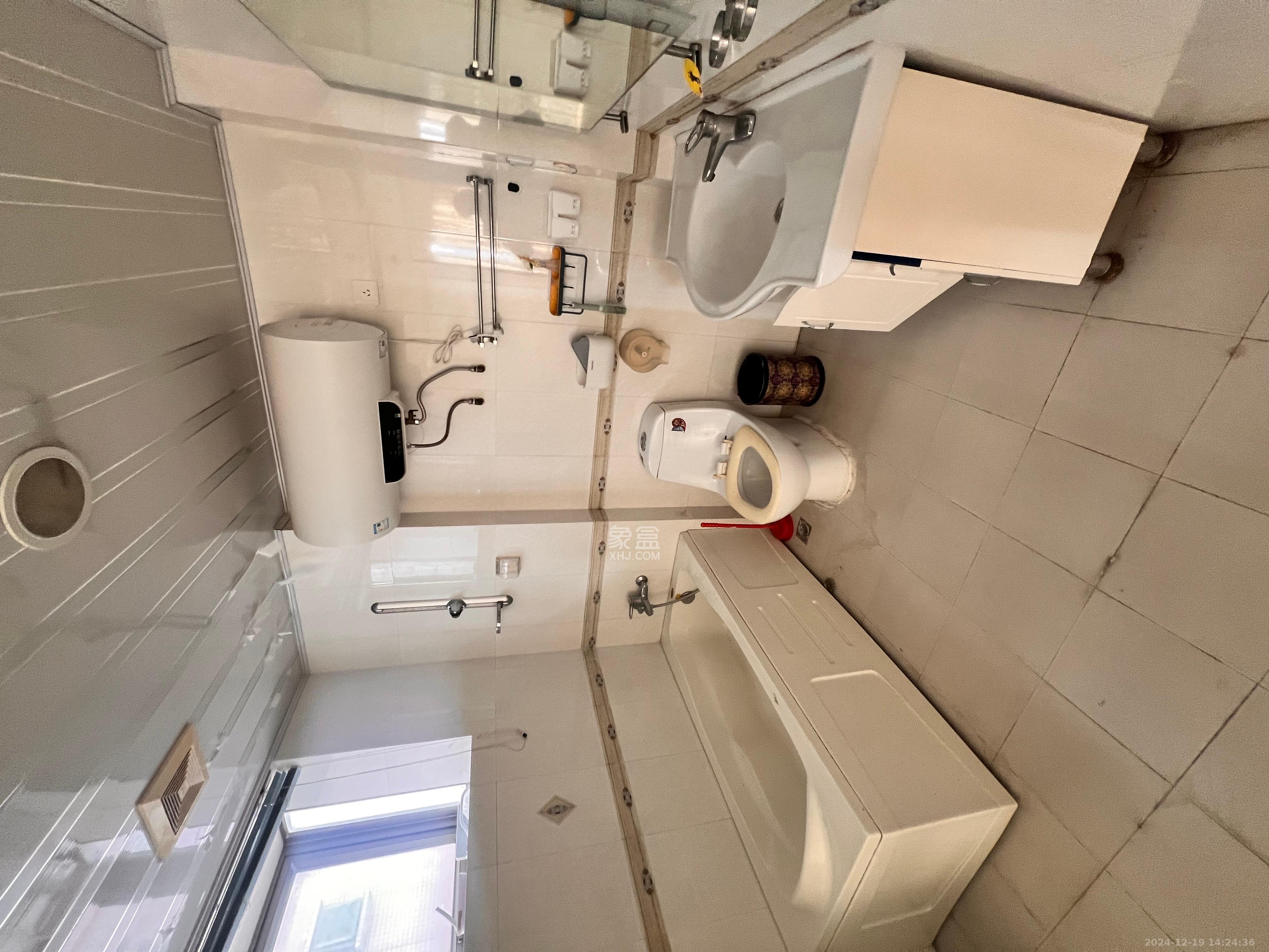 桐荫里社区  1室0厅0卫    5000.0元/月 桐荫里社区  1室0厅0卫    5000.0元/月室内图