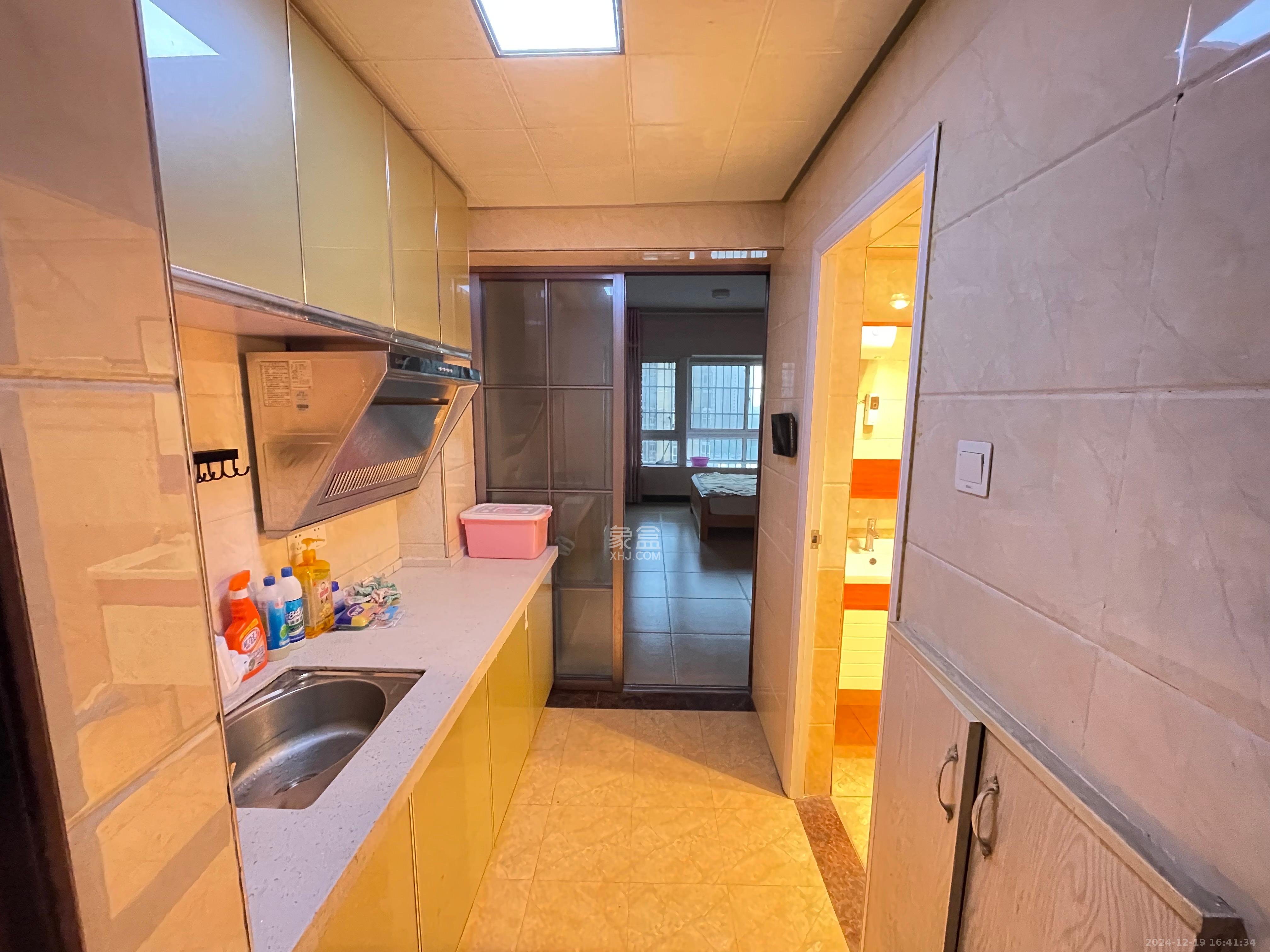 昌和商业中心/昌和国际  1室1厅1卫    1200.0元/月 昌和商业中心/昌和国际  1室1厅1卫    1200.0元/月室内图