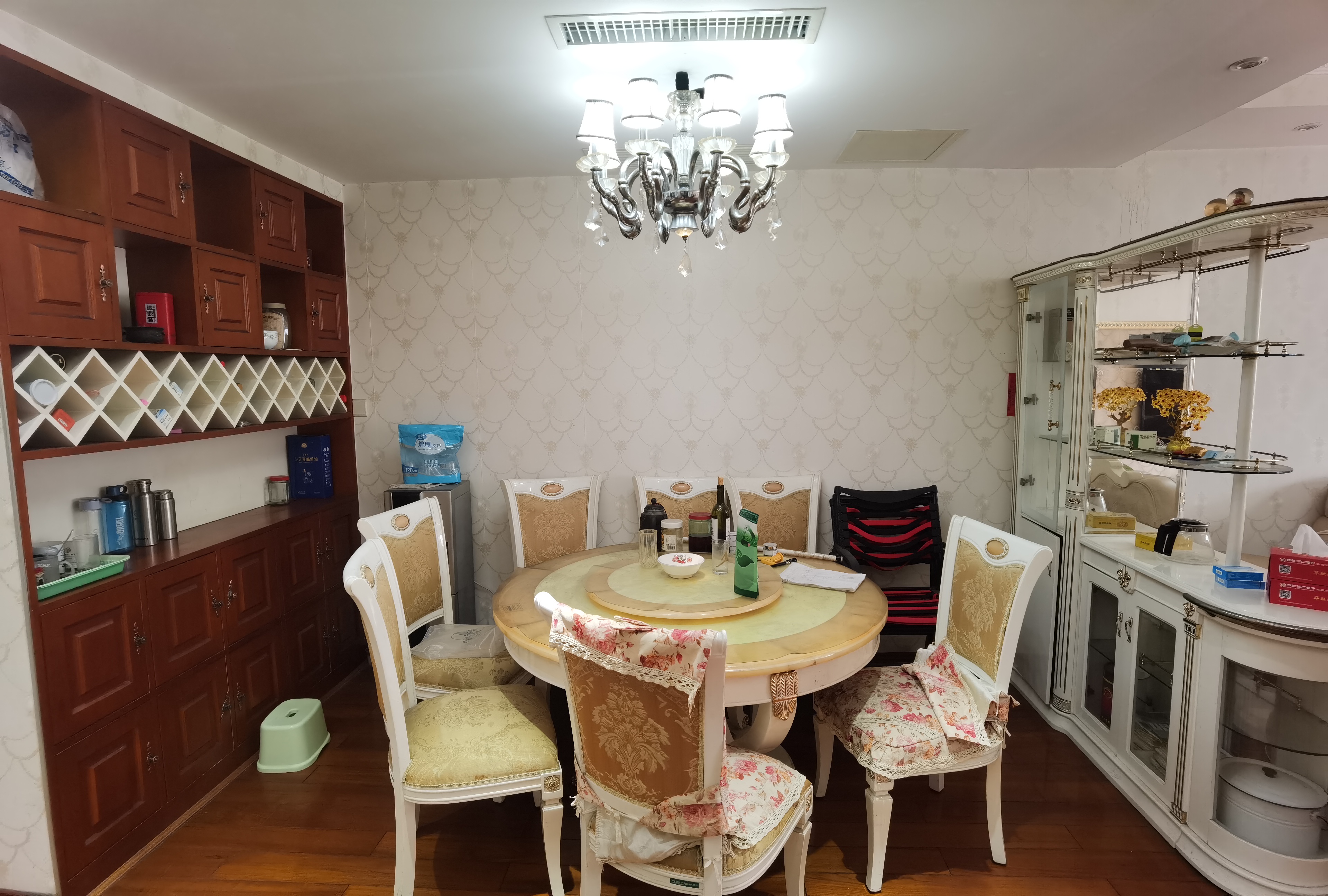 融和园 1室0厅0卫 139.8万 融和园 1室0厅0卫 139.8万客厅