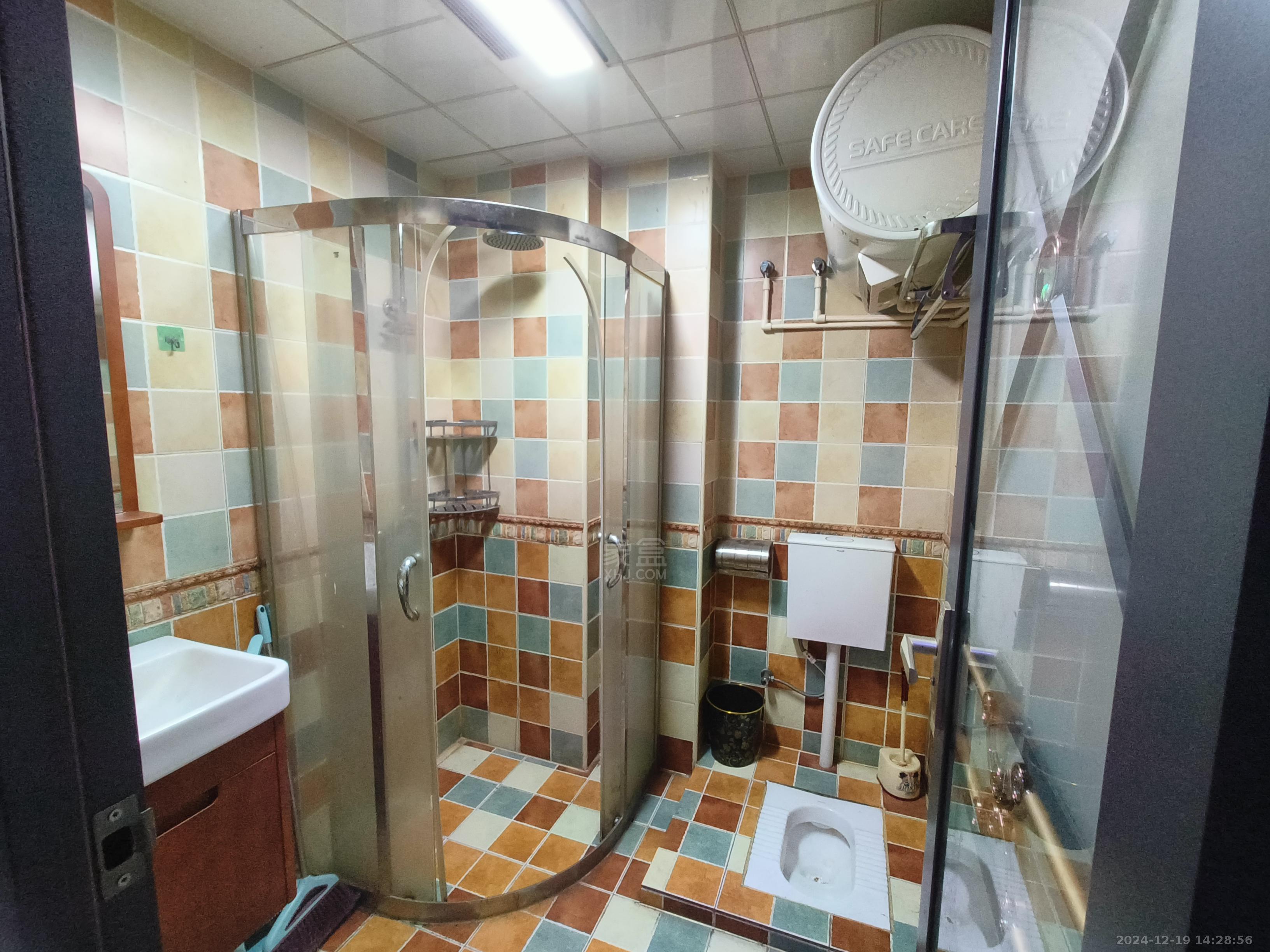 中泰财富湘江 1室1厅1卫 1000.0元/月 中泰财富湘江 1室1厅1卫 1000.0元/月室内图