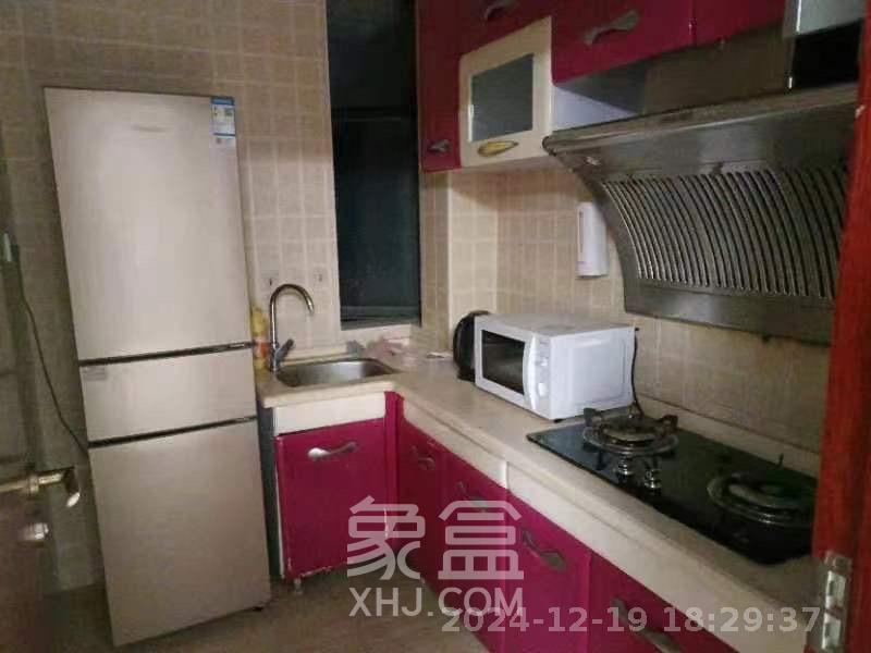 新时代广场  3室2厅2卫    2800.0元/月室内图