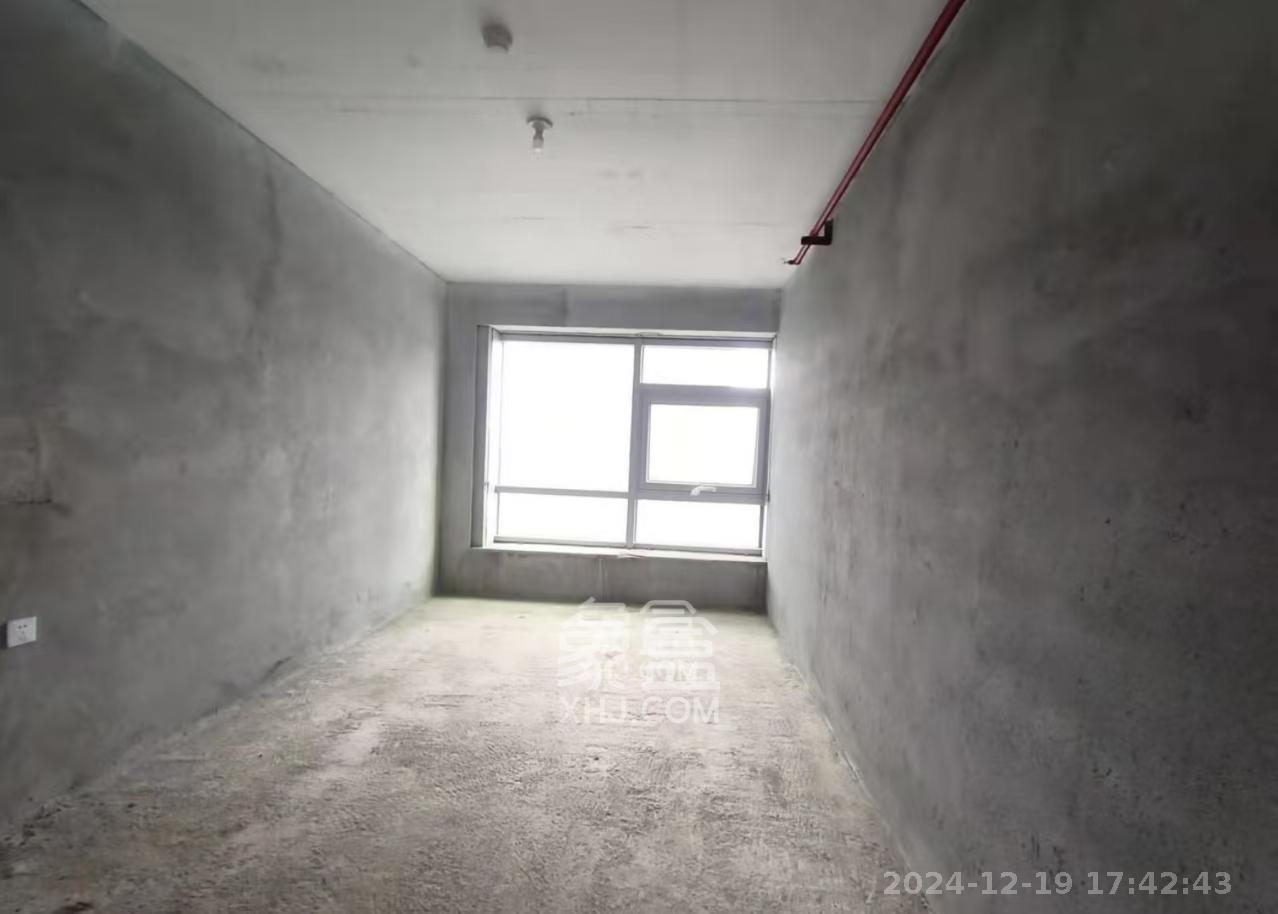 福晟翡翠湾 5室2厅2卫 8000.0元/月 福晟翡翠湾 5室2厅2卫 8000.0元/月室内图