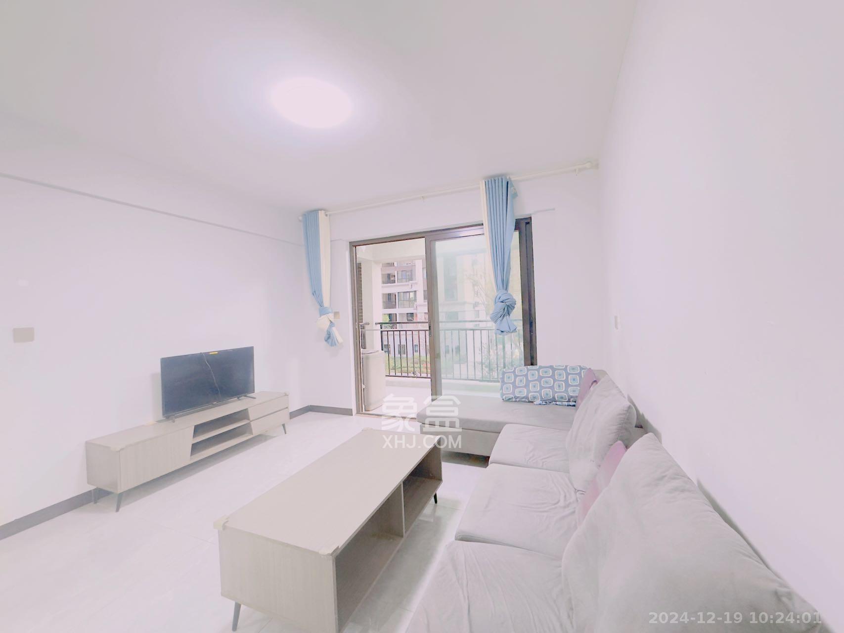 嘉福长安郡(融信澜悦、嘉福好美家园)  3室2厅1卫    2300.0元/月 嘉福长安郡(融信澜悦、嘉福好美家园)  3室2厅1卫    2300.0元/月室内图