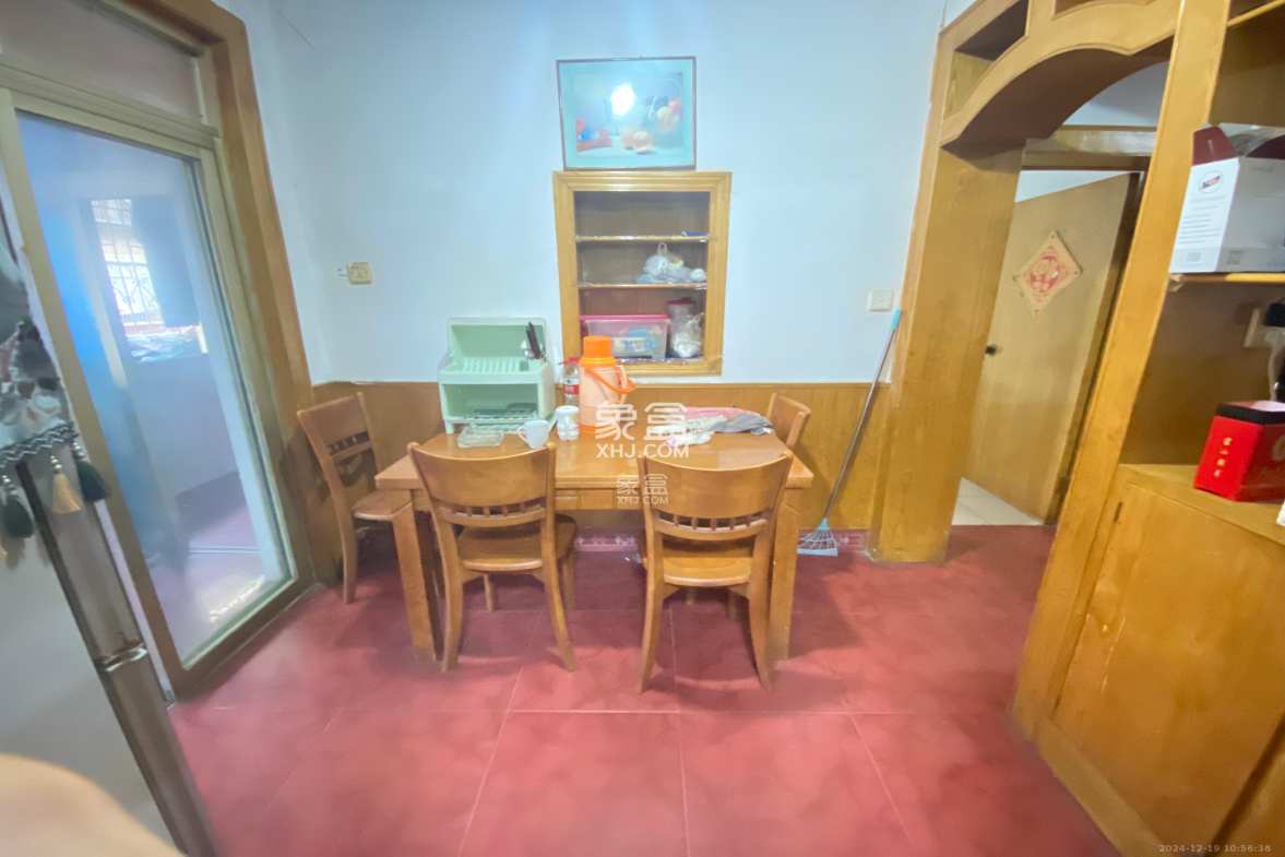 民政局宿舍 2室2厅1卫 1400.0元/月 民政局宿舍 2室2厅1卫 1400.0元/月室内图