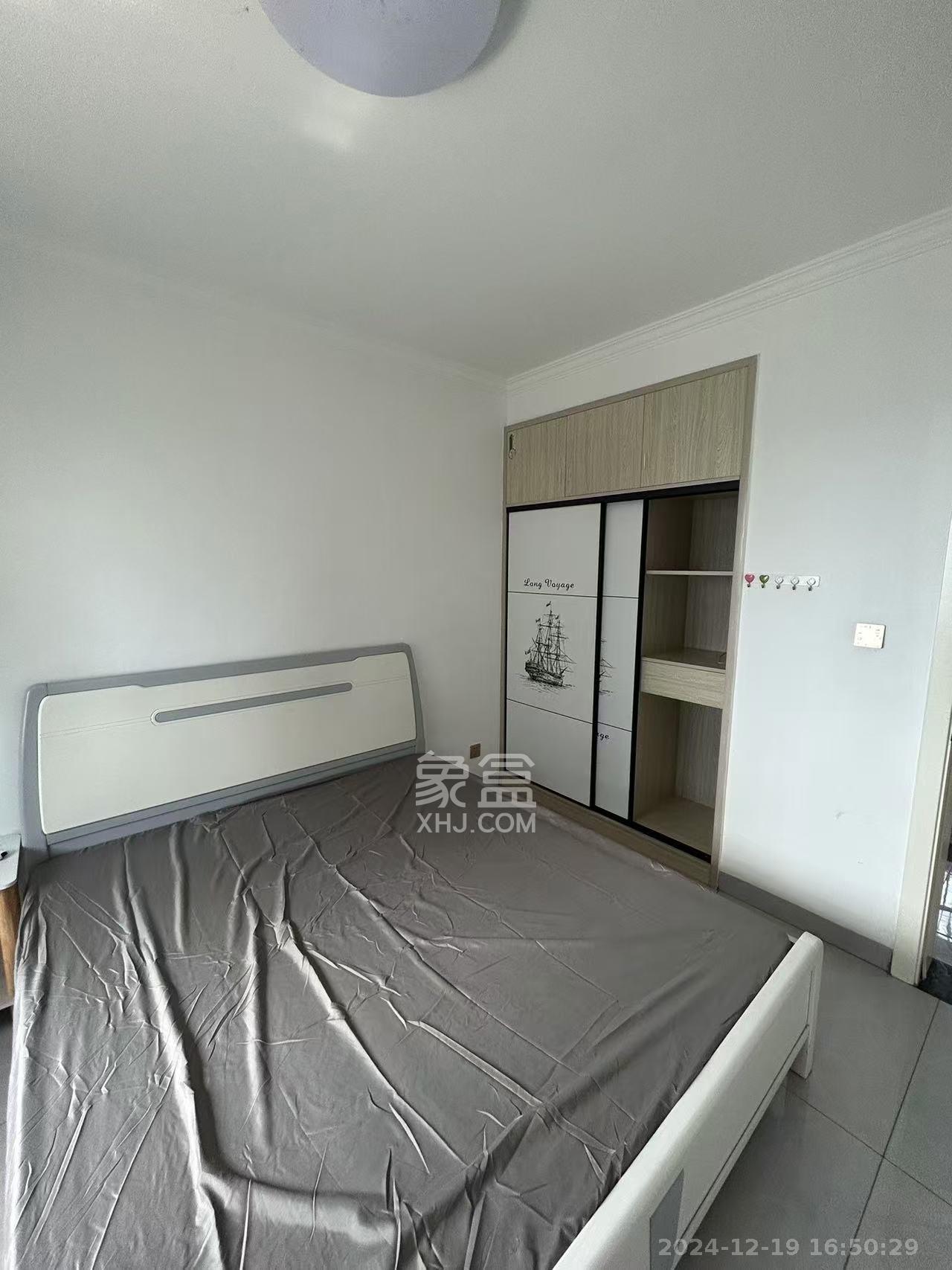 华龙家园(和泰家园) 3室2厅1卫 1900.0元/月 华龙家园(和泰家园) 3室2厅1卫 1900.0元/月室内图