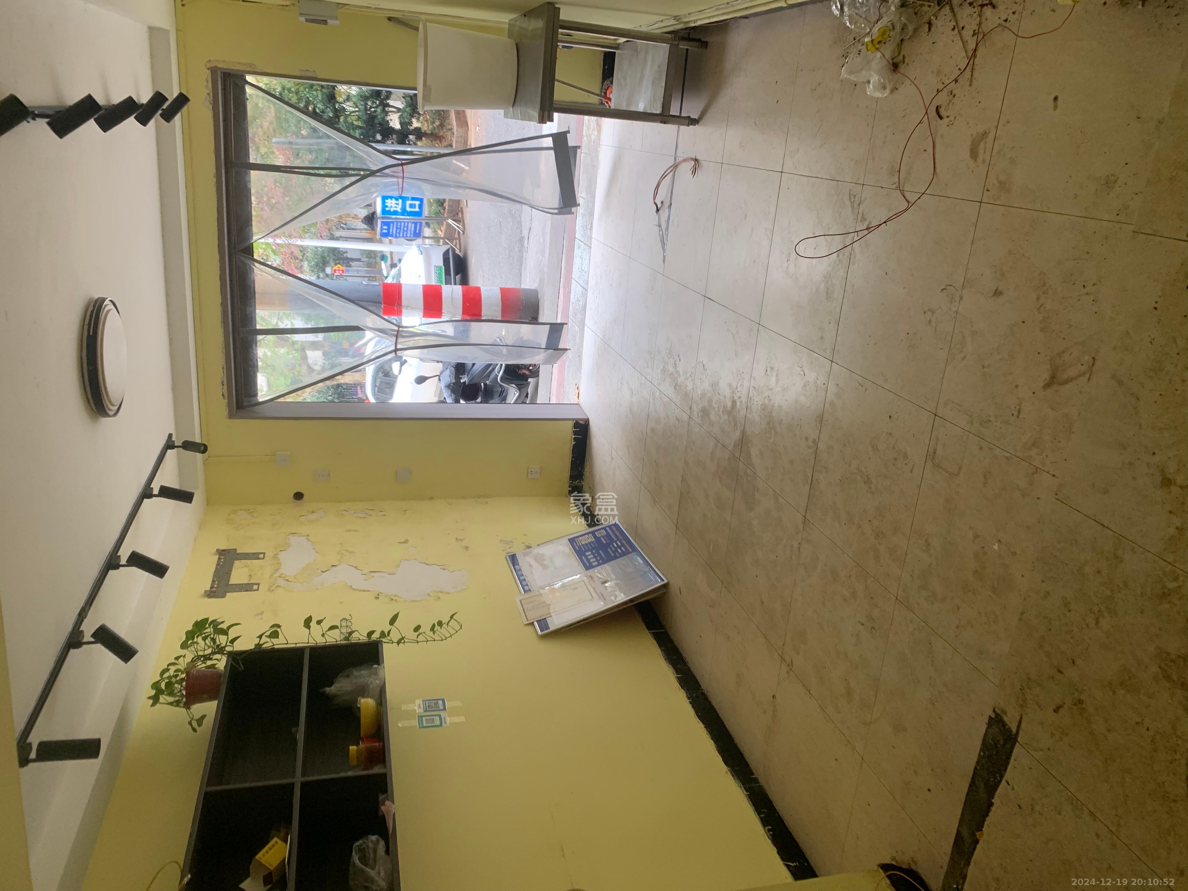 红旗区二片 1室1厅1卫 3200.0元/月 红旗区二片 1室1厅1卫 3200.0元/月室内图