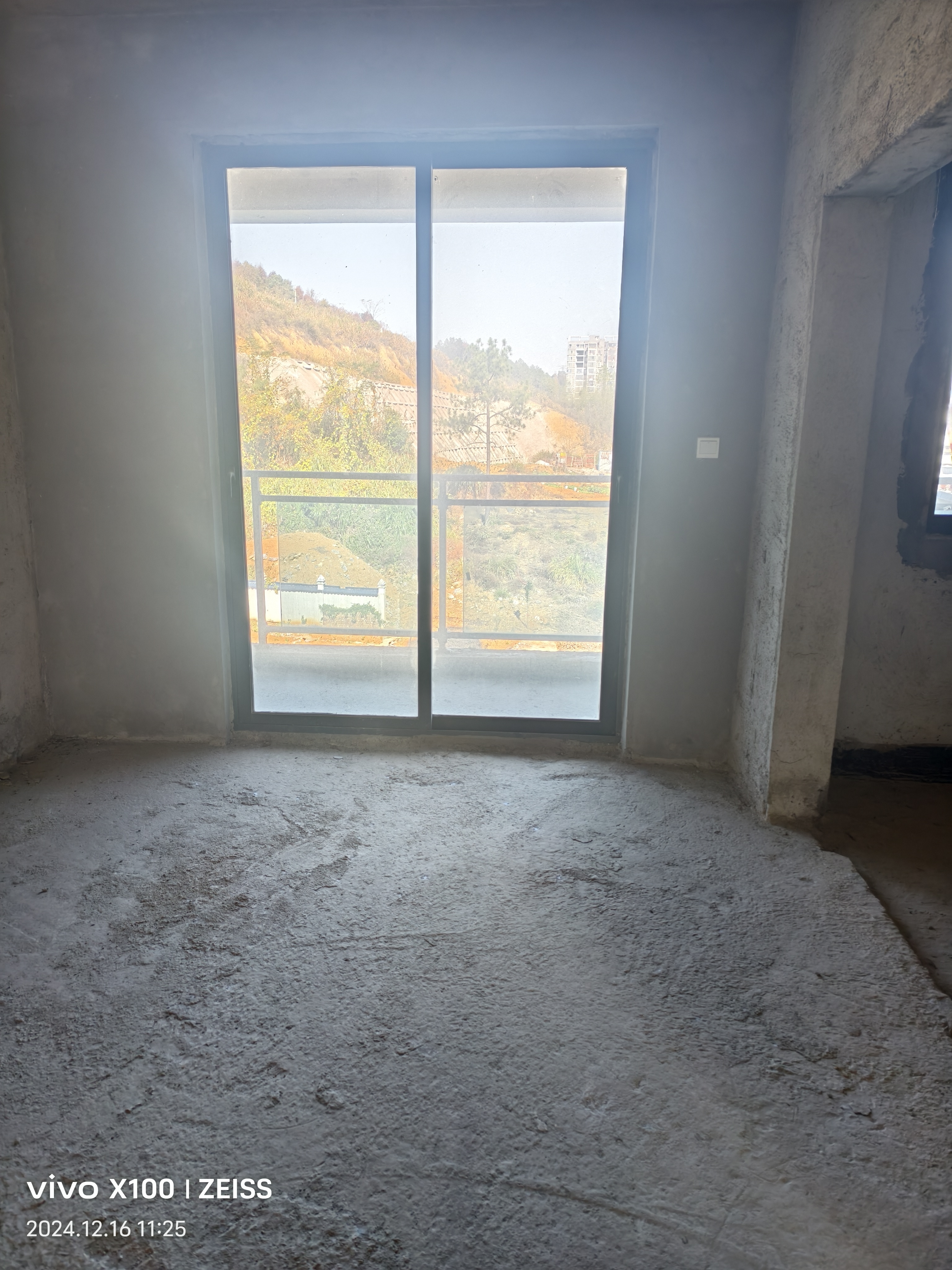 新烟草局单位房(城南) 4室2厅2卫 108.0万 新烟草局单位房(城南) 4室2厅2卫 108.0万客厅