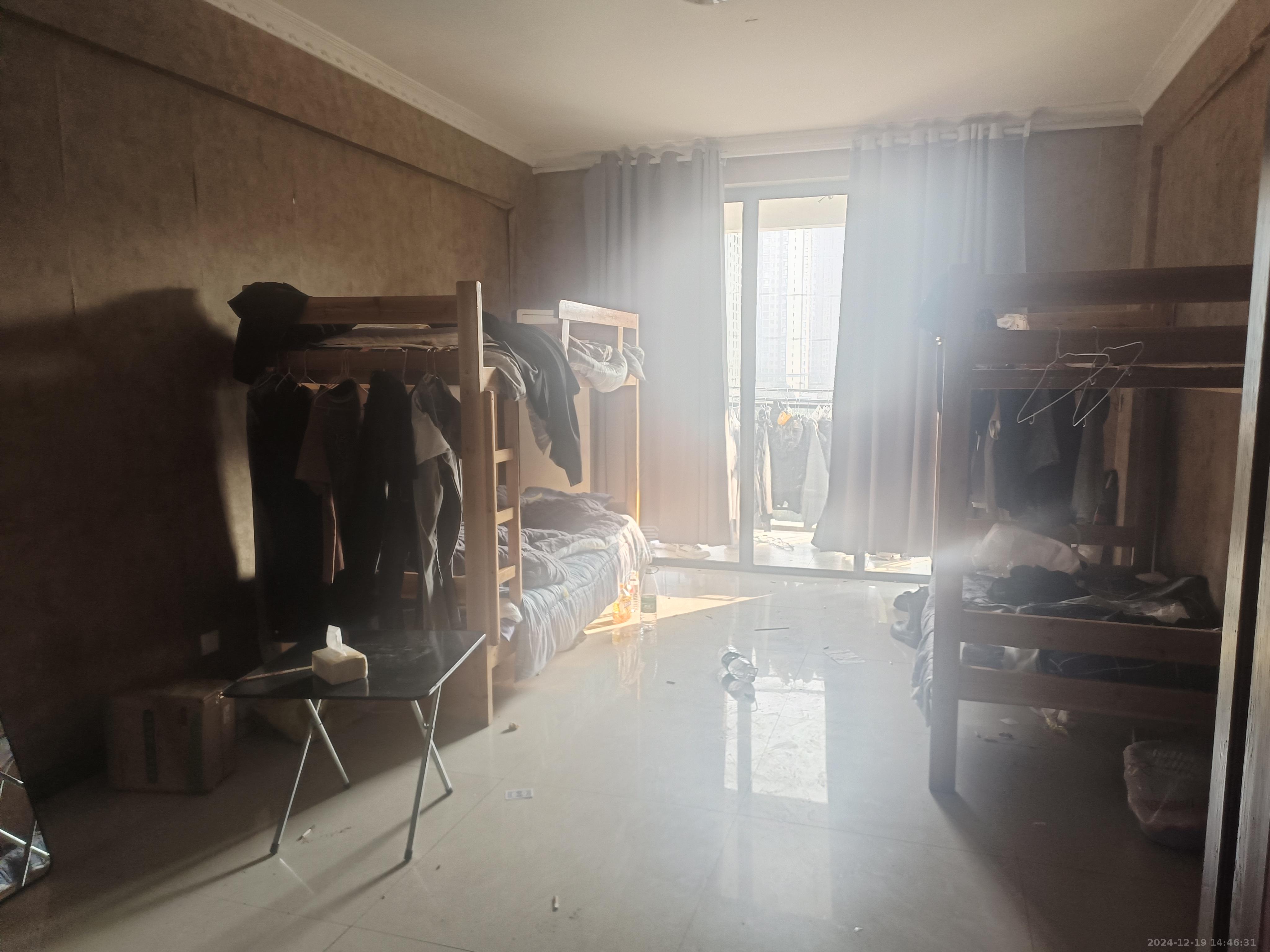 尚格名城花好悦园1.2期 3室2厅2卫 2000.0元/月 尚格名城花好悦园1.2期 3室2厅2卫 2000.0元/月室内图