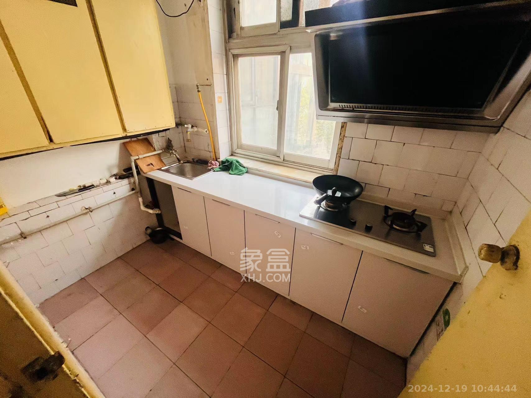 天心区机关宿舍  1室0厅0卫   2000.00元/月室内图