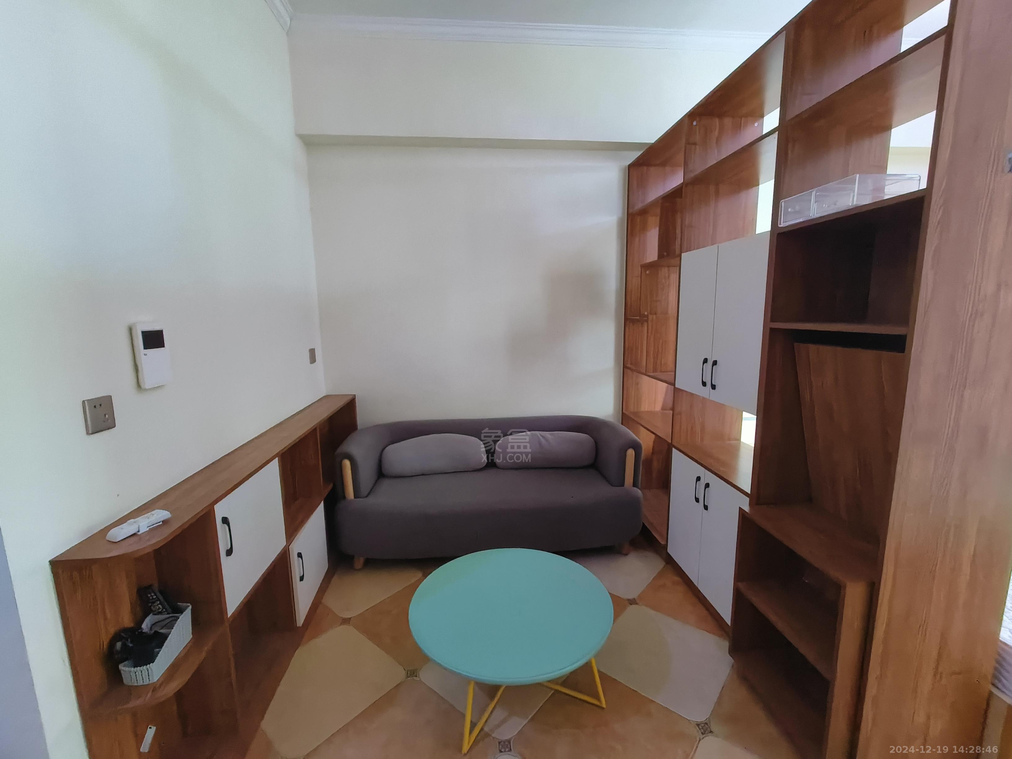 中泰财富湘江 1室1厅1卫 1000.0元/月 中泰财富湘江 1室1厅1卫 1000.0元/月室内图