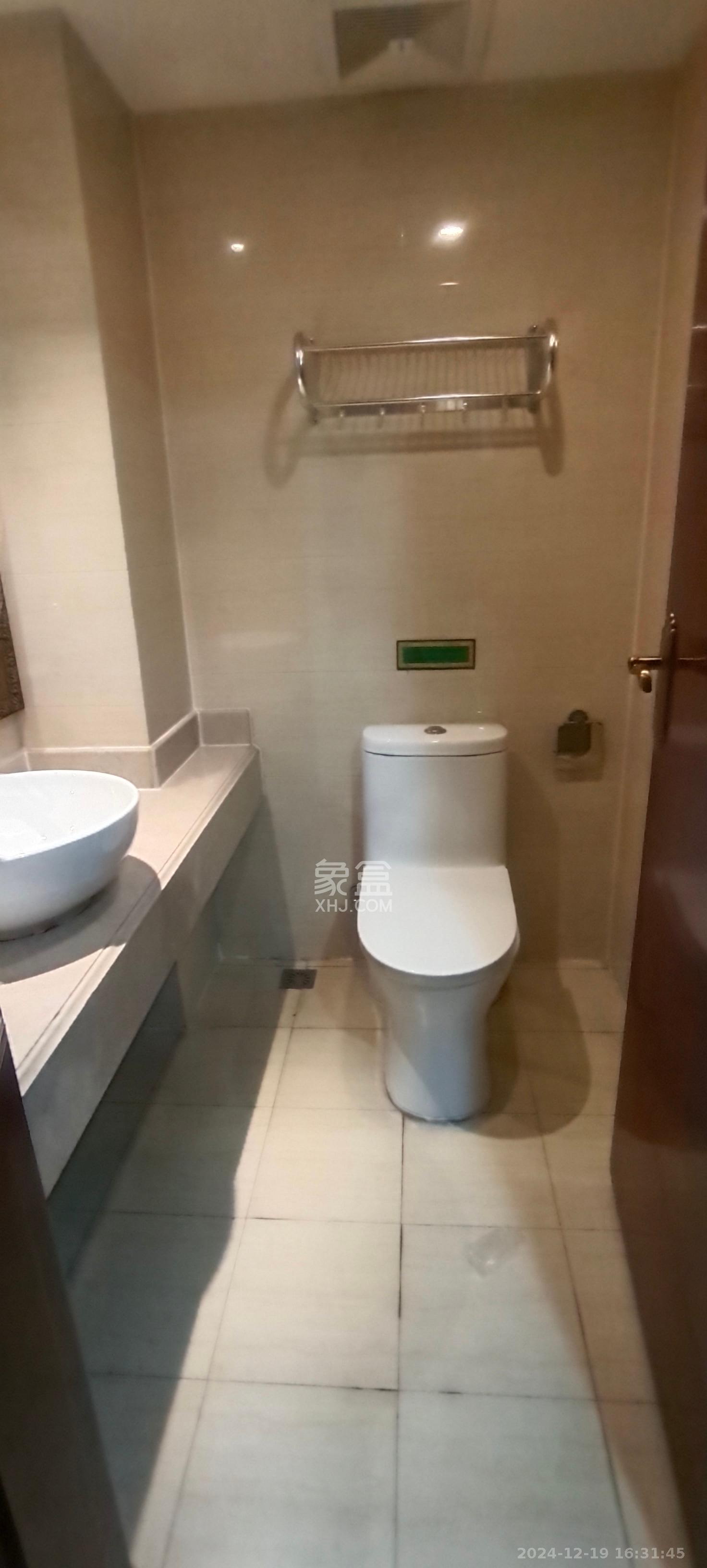 海德公园 1室1厅1卫 1200.0元/月 海德公园 1室1厅1卫 1200.0元/月室内图