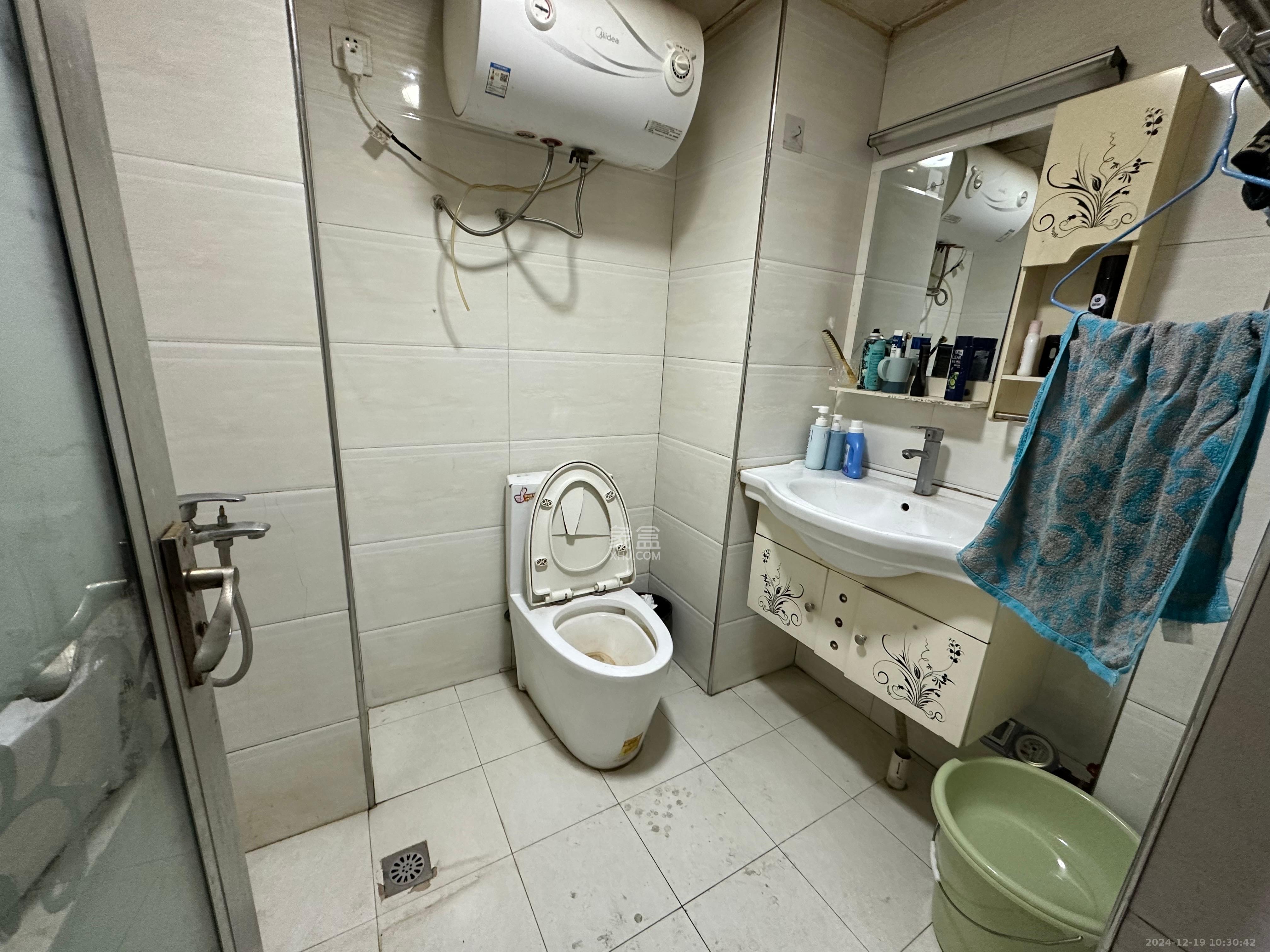 凯通国际城(凯通朝庭) 1室1厅1卫 1500.0元/月 凯通国际城(凯通朝庭) 1室1厅1卫 1500.0元/月室内图