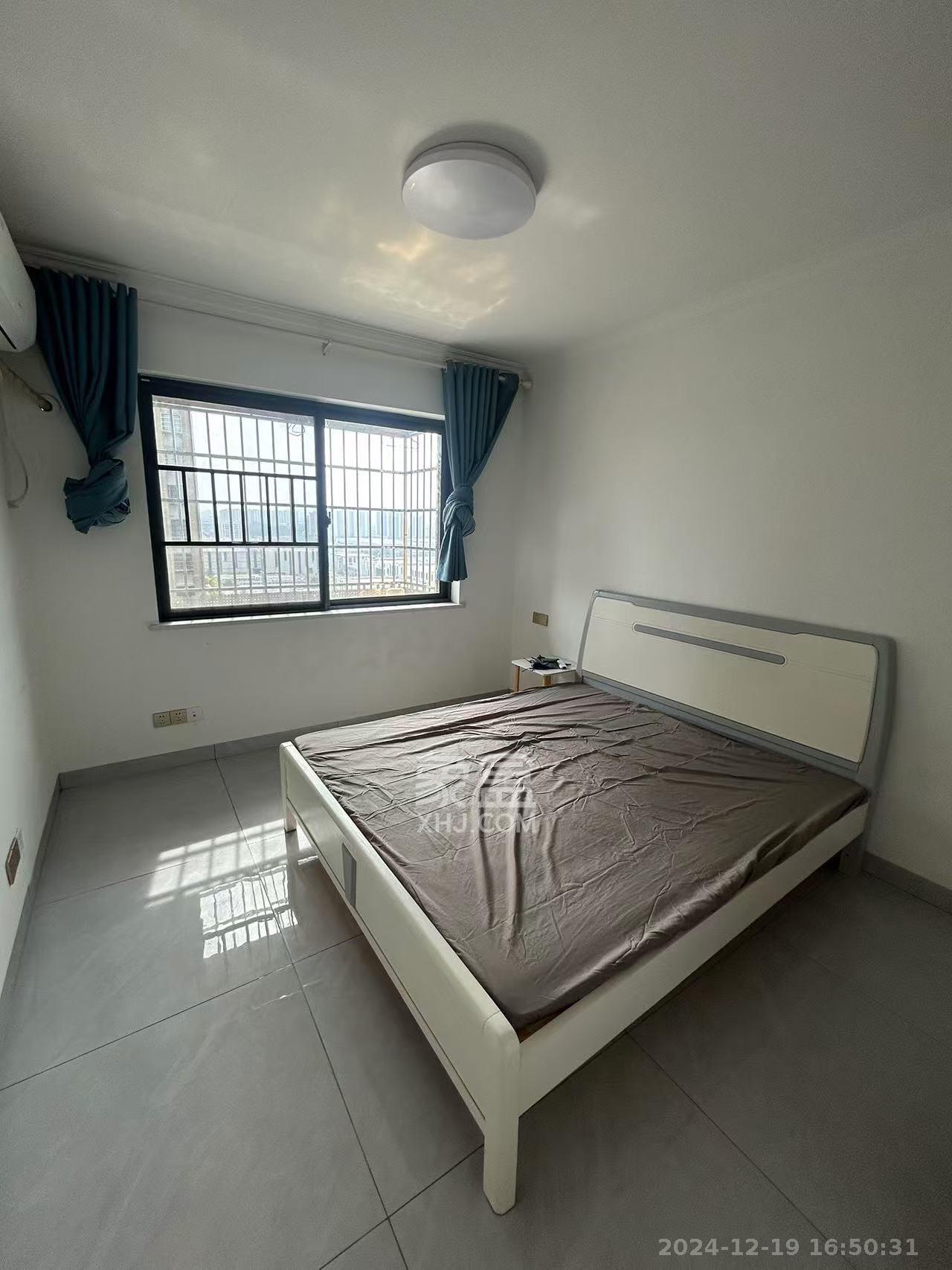 华龙家园(和泰家园) 3室2厅1卫 1900.0元/月 华龙家园(和泰家园) 3室2厅1卫 1900.0元/月室内图