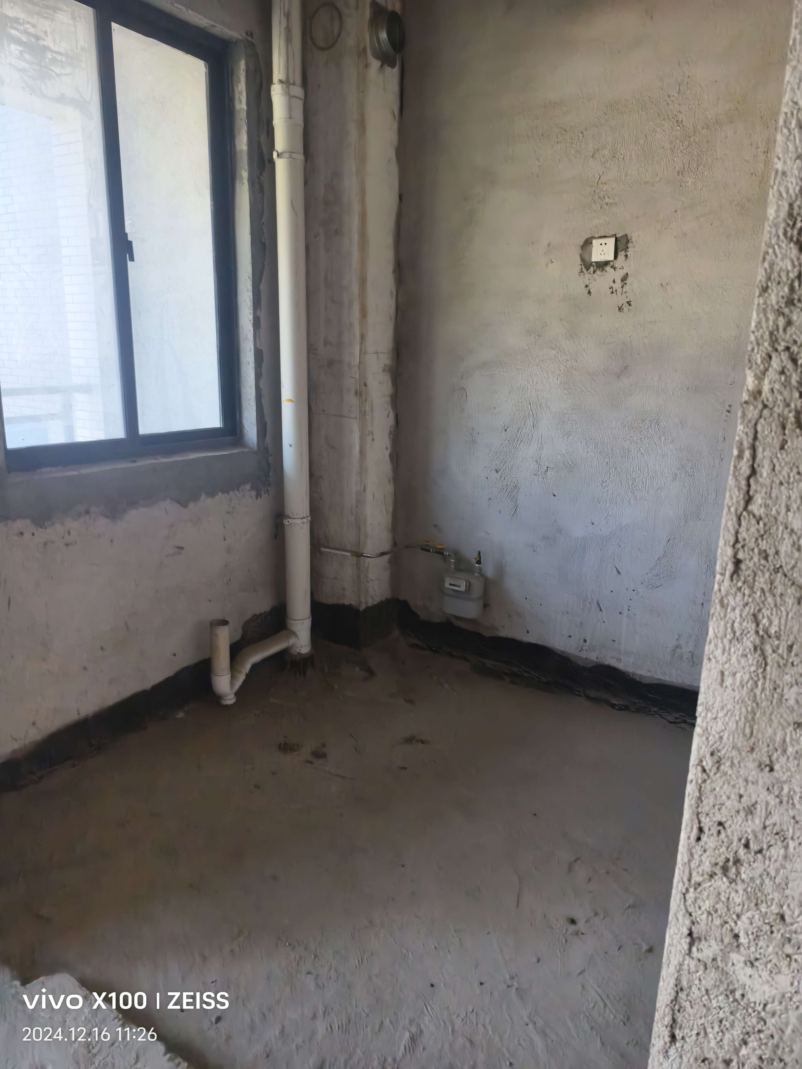 新烟草局单位房(城南) 4室2厅2卫 108.0万 新烟草局单位房(城南) 4室2厅2卫 108.0万客厅