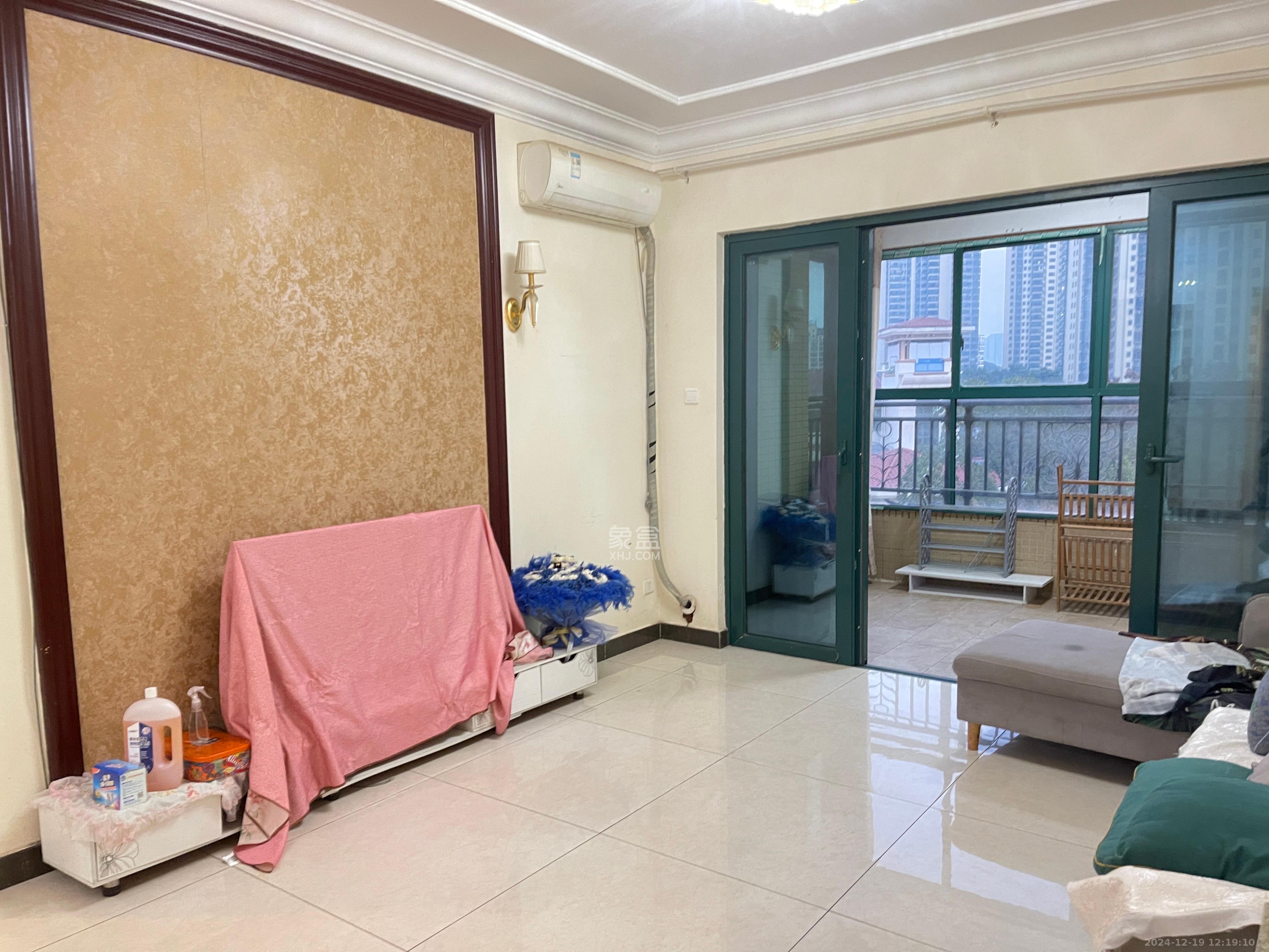 恒大雅苑 2室2厅1卫 2200.0元/月 恒大雅苑 2室2厅1卫 2200.0元/月室内图