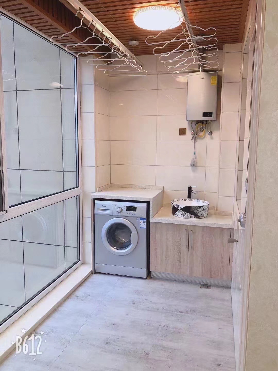 恒隆国际  1室0厅0卫    1500.0元/月室内图