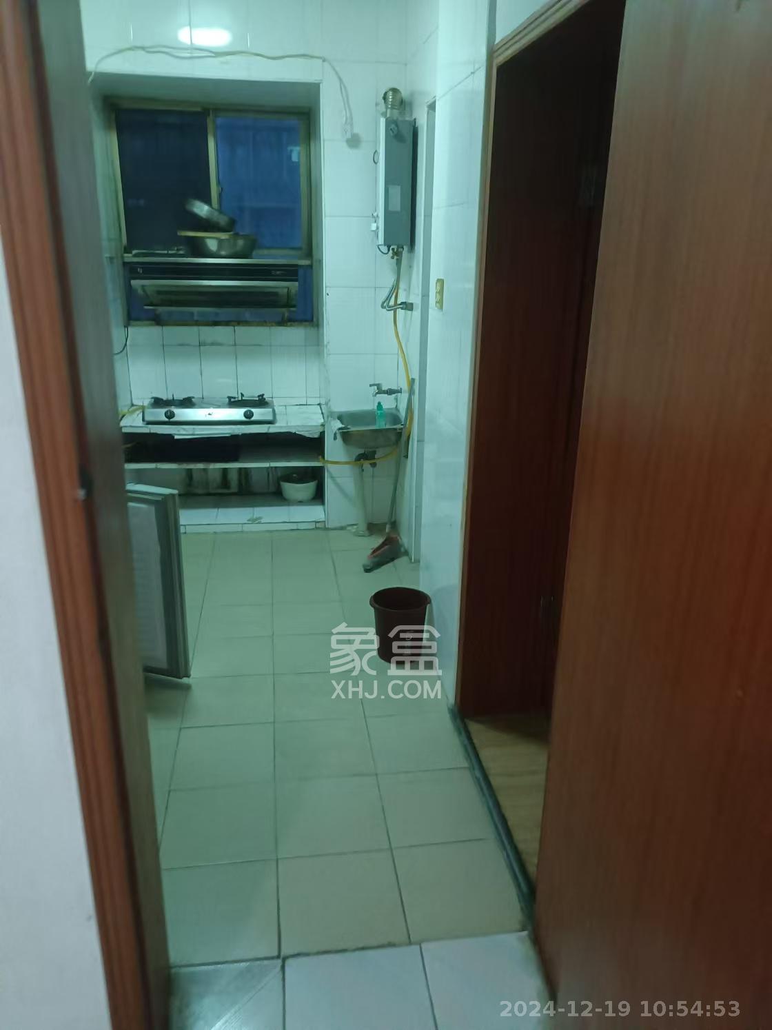 向韶村 2室1厅1卫 1600.0元/月 向韶村 2室1厅1卫 1600.0元/月室内图