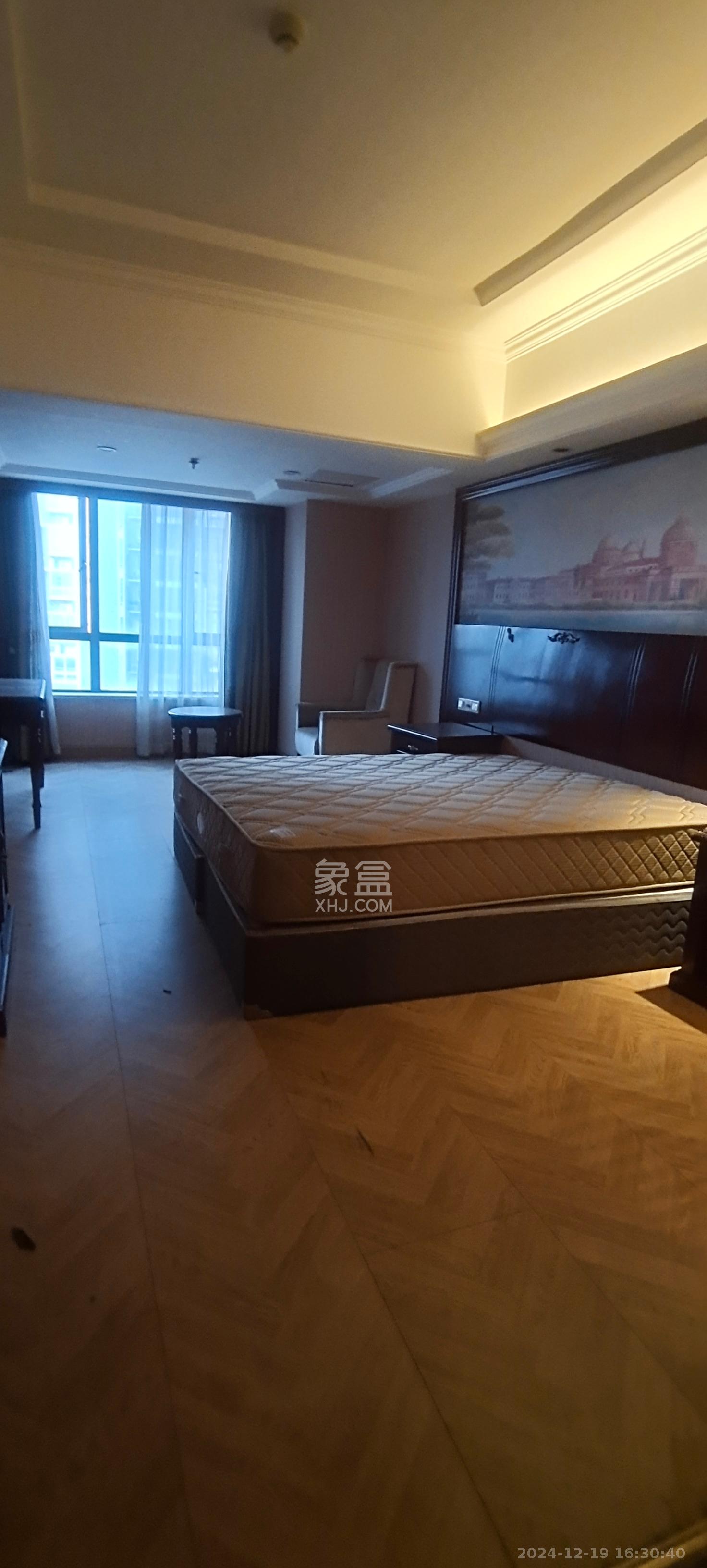 海德公园  1室1厅1卫   1200.00元/月