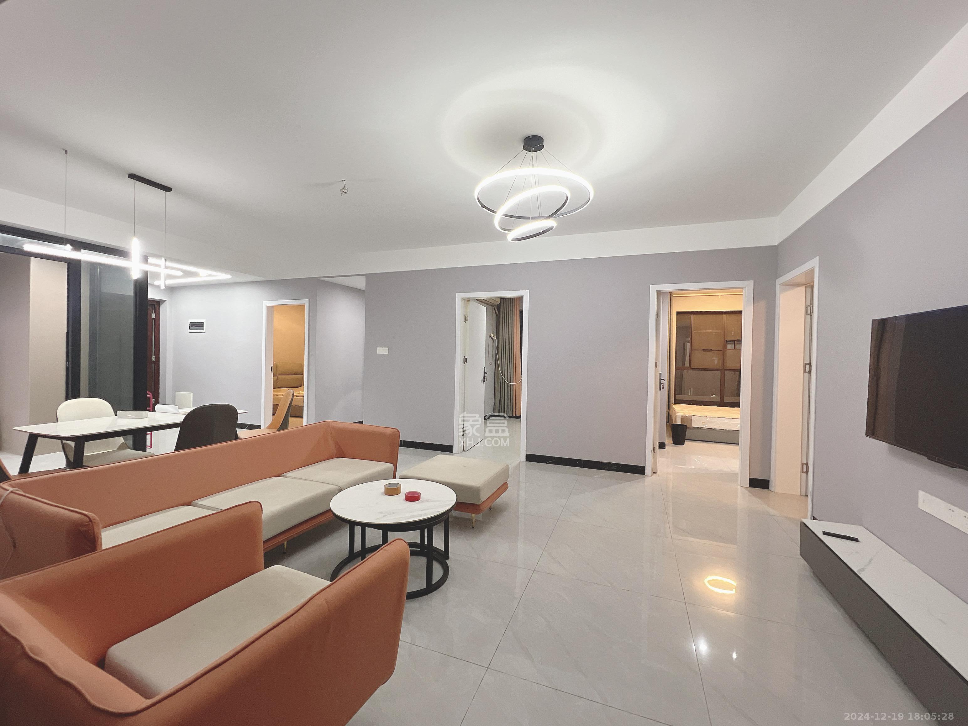 梅溪湖合能璞丽 4室2厅2卫 4200.0元/月 梅溪湖合能璞丽 4室2厅2卫 4200.0元/月室内图