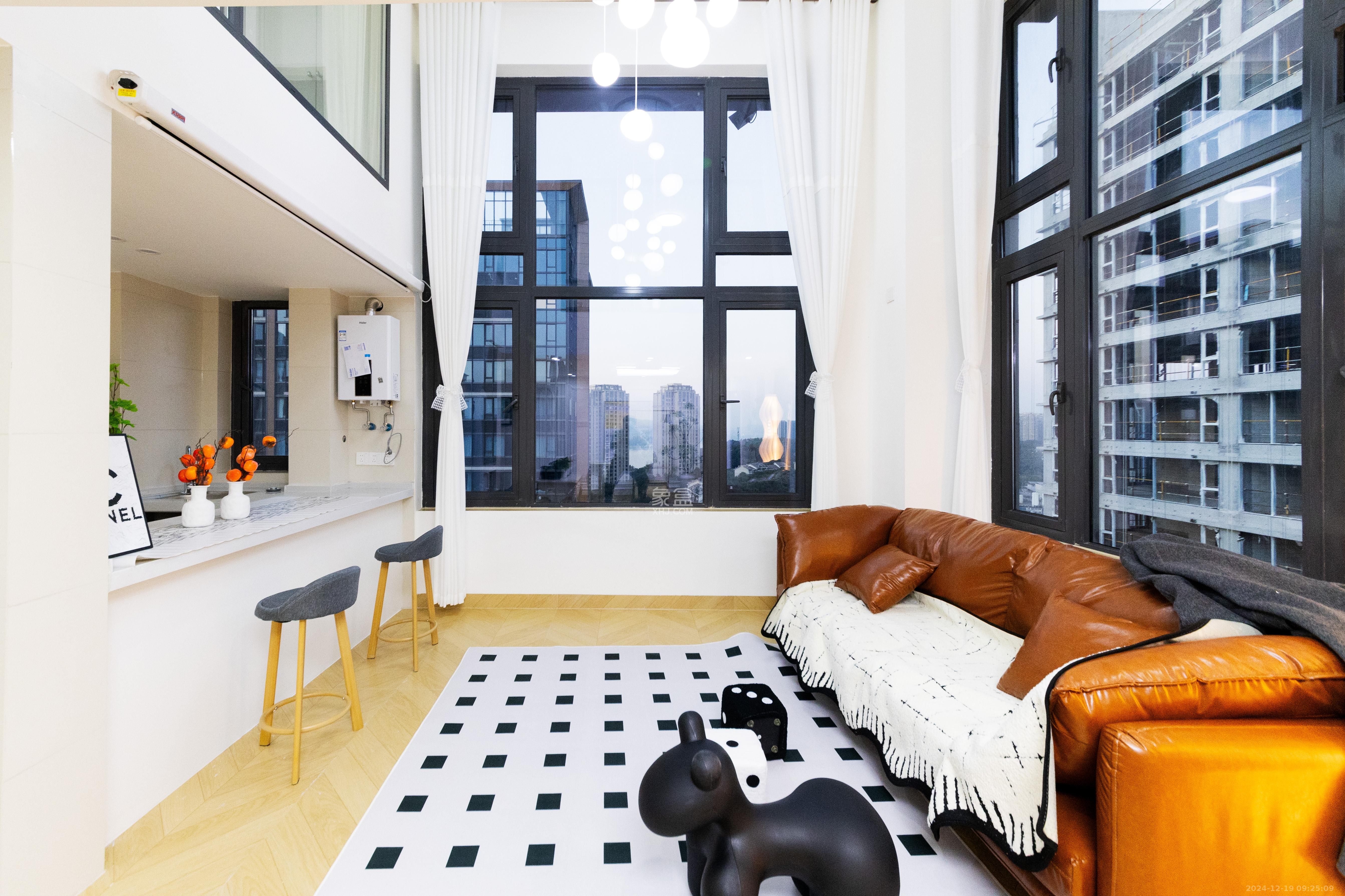 万科紫台  2室1厅1卫    3000.0元/月室内图