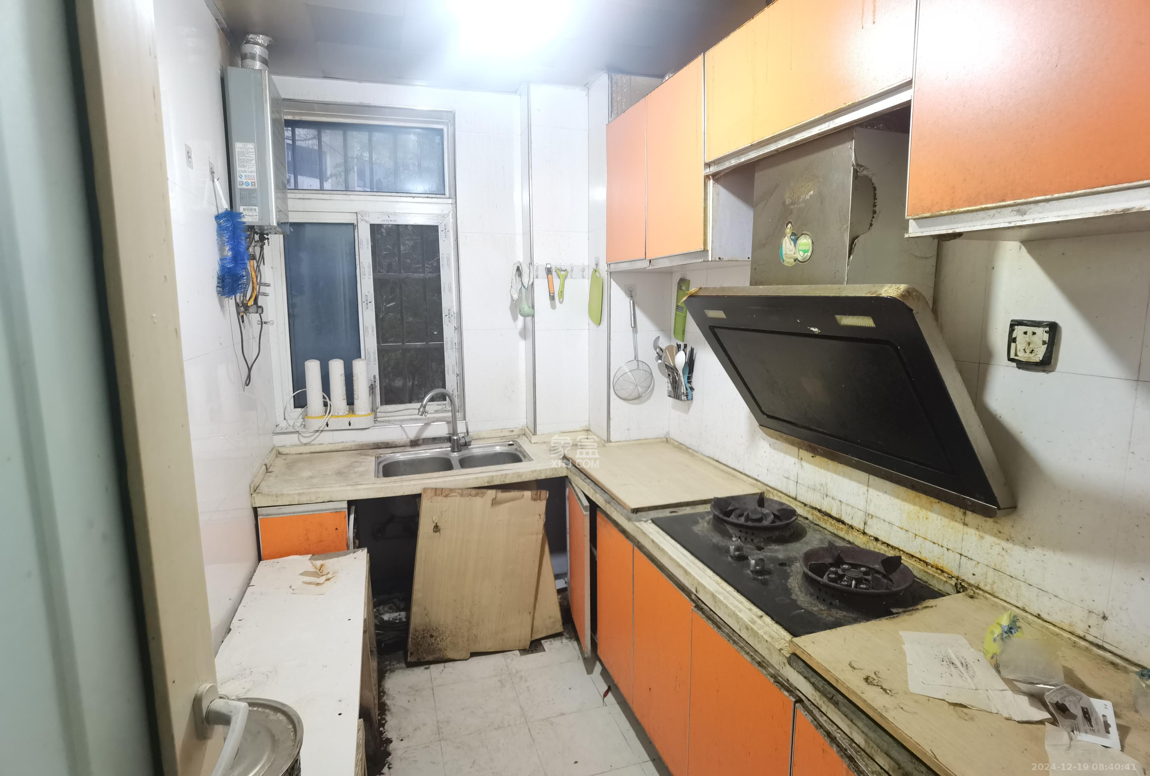 三重星都心  3室2厅1卫    3000.0元/月室内图