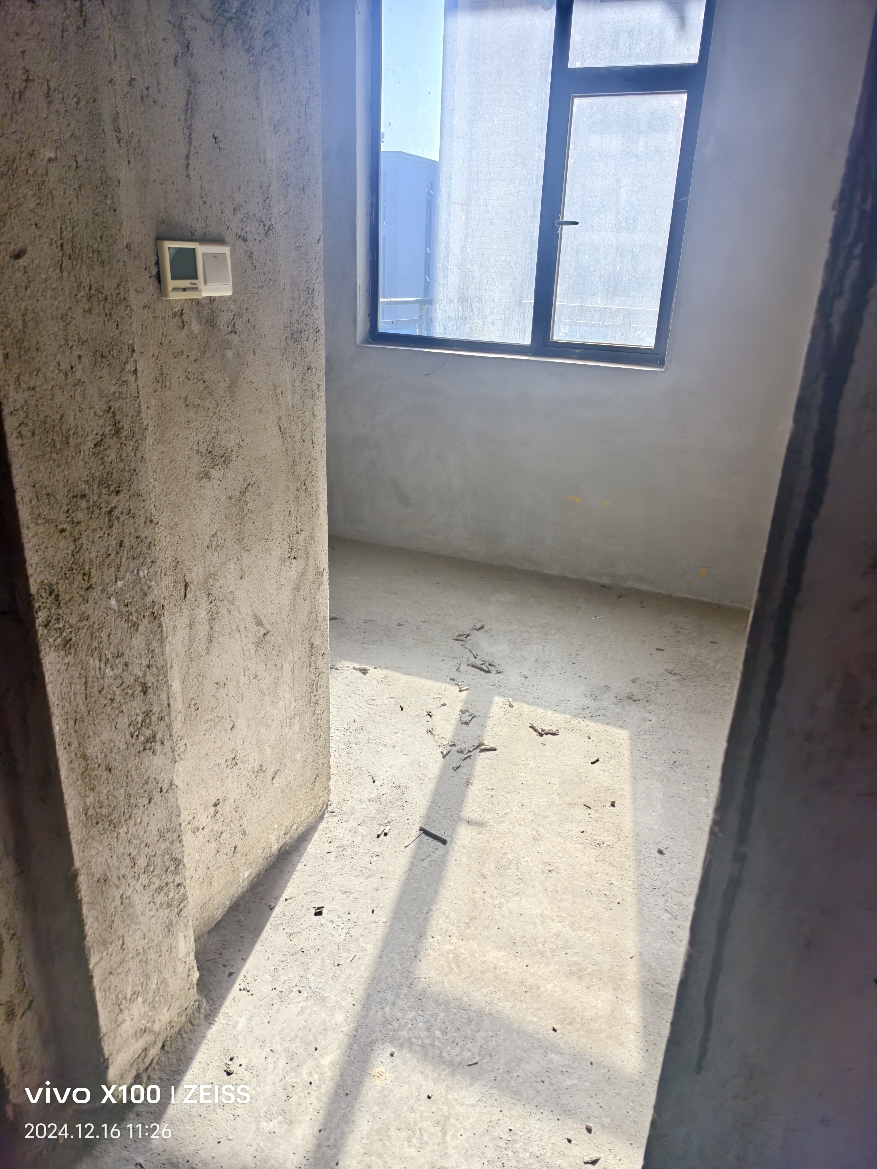 新烟草局单位房(城南) 4室2厅2卫 108.0万 新烟草局单位房(城南) 4室2厅2卫 108.0万客厅