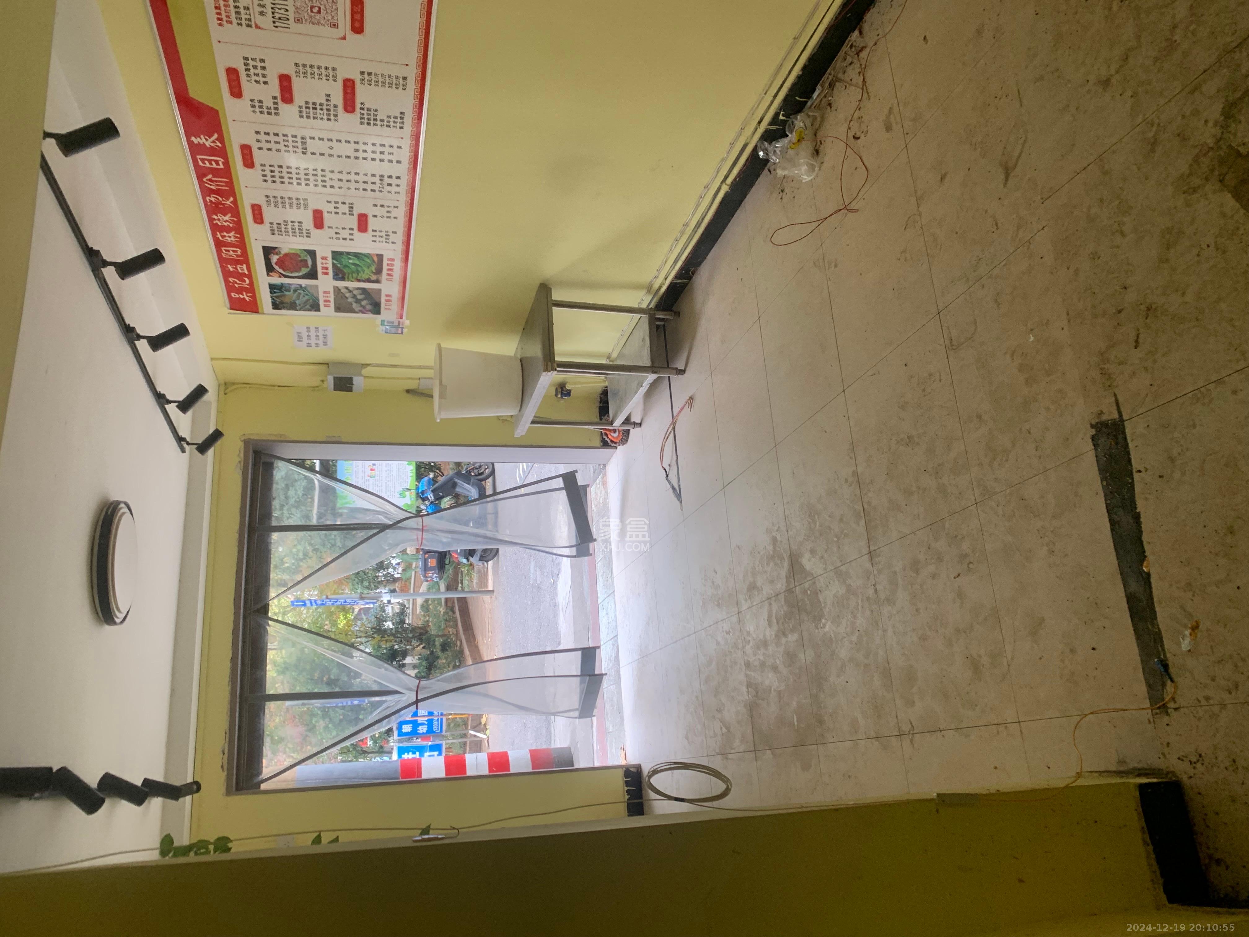 红旗区二片 1室1厅1卫 3200.0元/月 红旗区二片 1室1厅1卫 3200.0元/月室内图