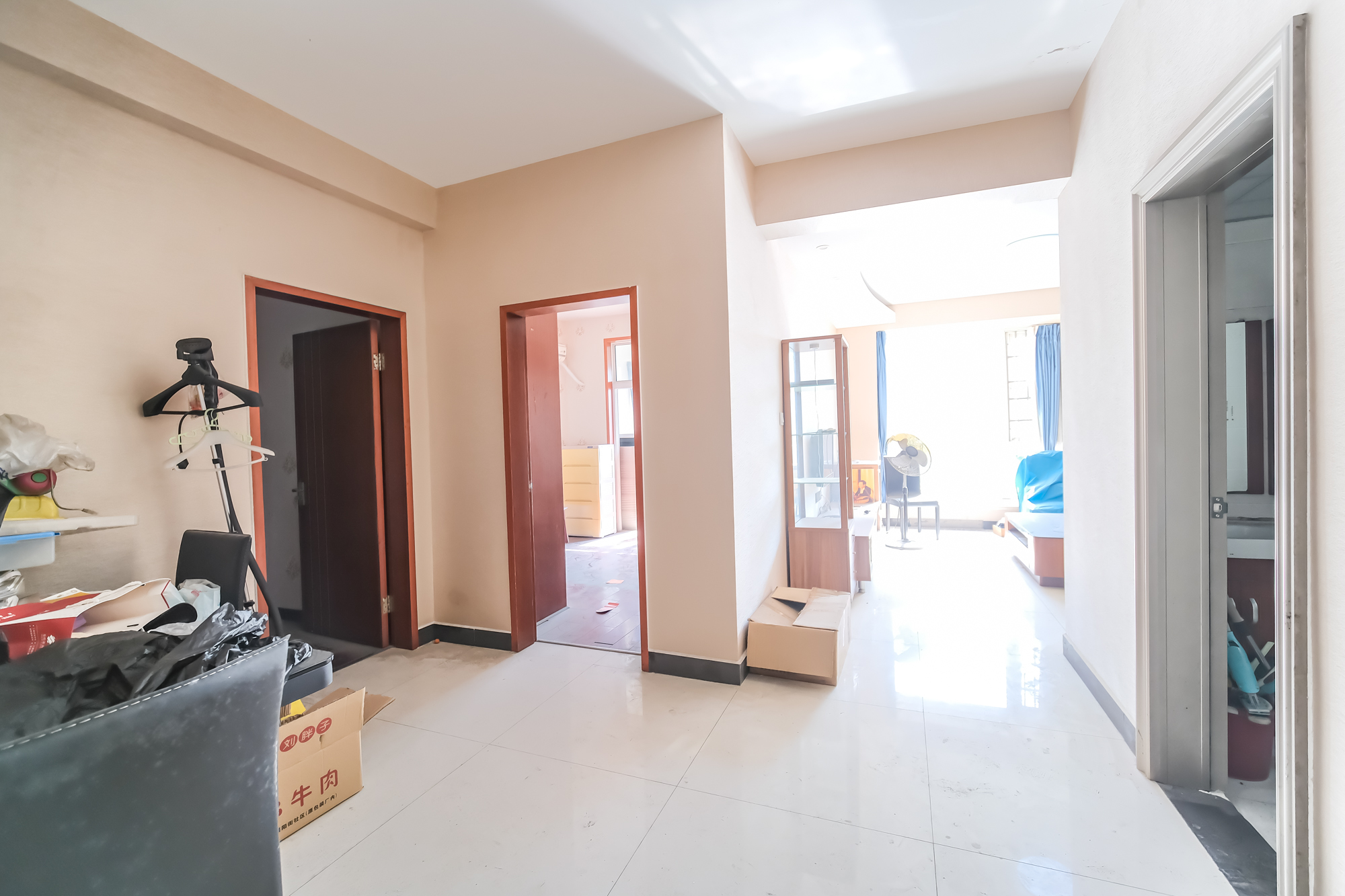 山水湾 2室2厅1卫 60.0万 山水湾 2室2厅1卫 60.0万客厅