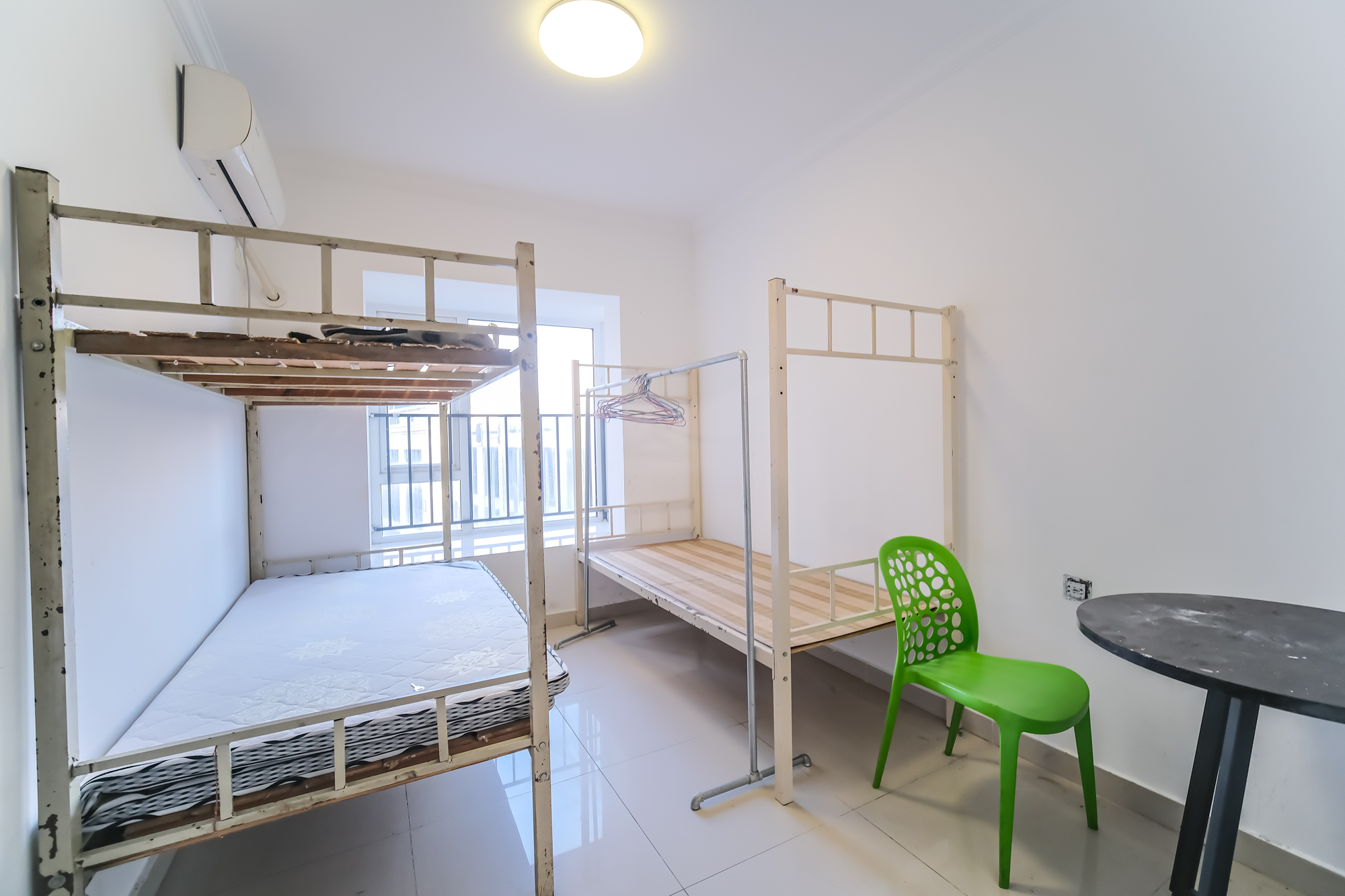 荣盛花语城  3室2厅1卫    68.0万 荣盛花语城  3室2厅1卫    68.0万卧室