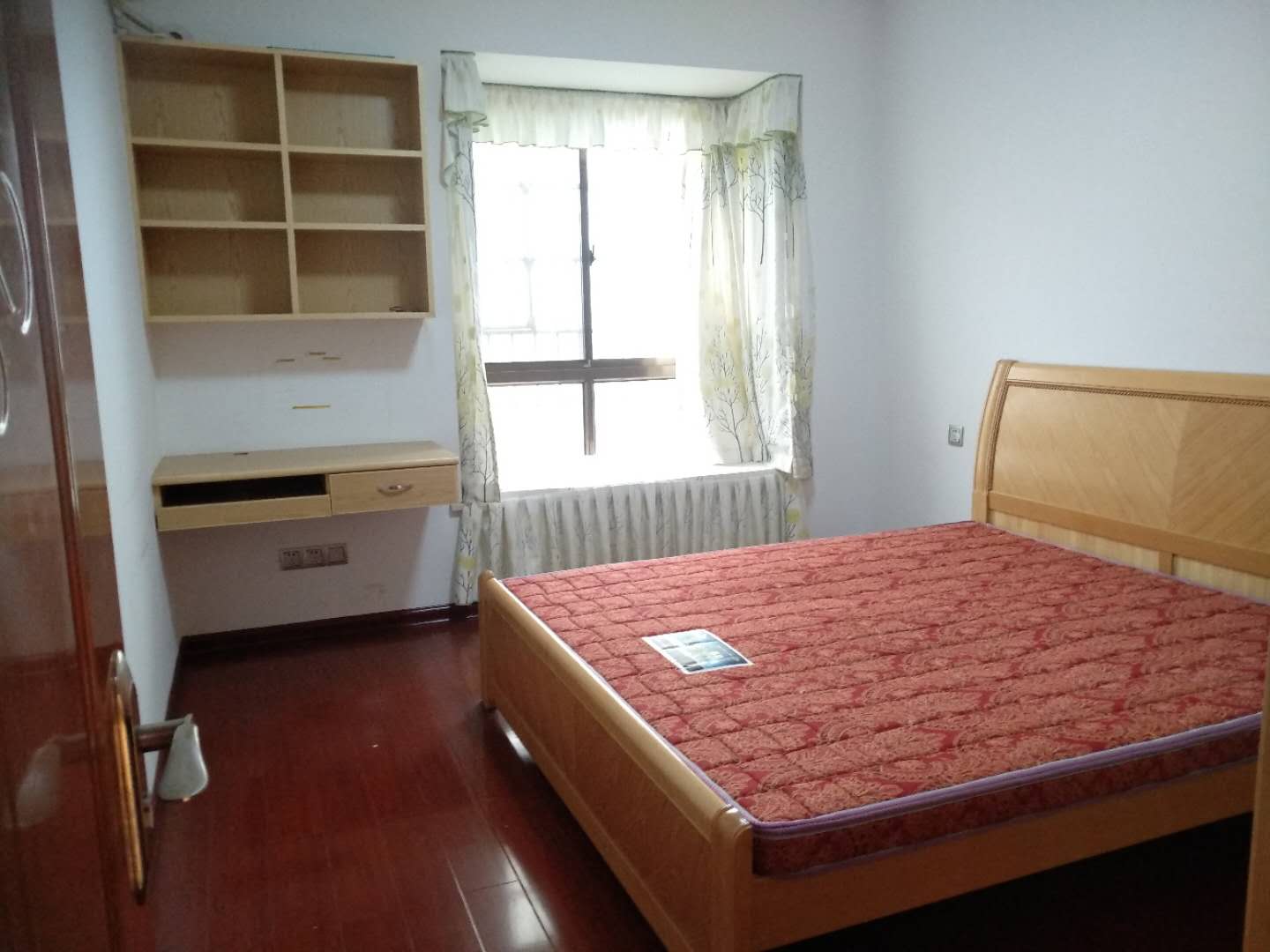 君悦紫园 2室2厅1卫 3000.0元/月 君悦紫园 2室2厅1卫 3000.0元/月室内图