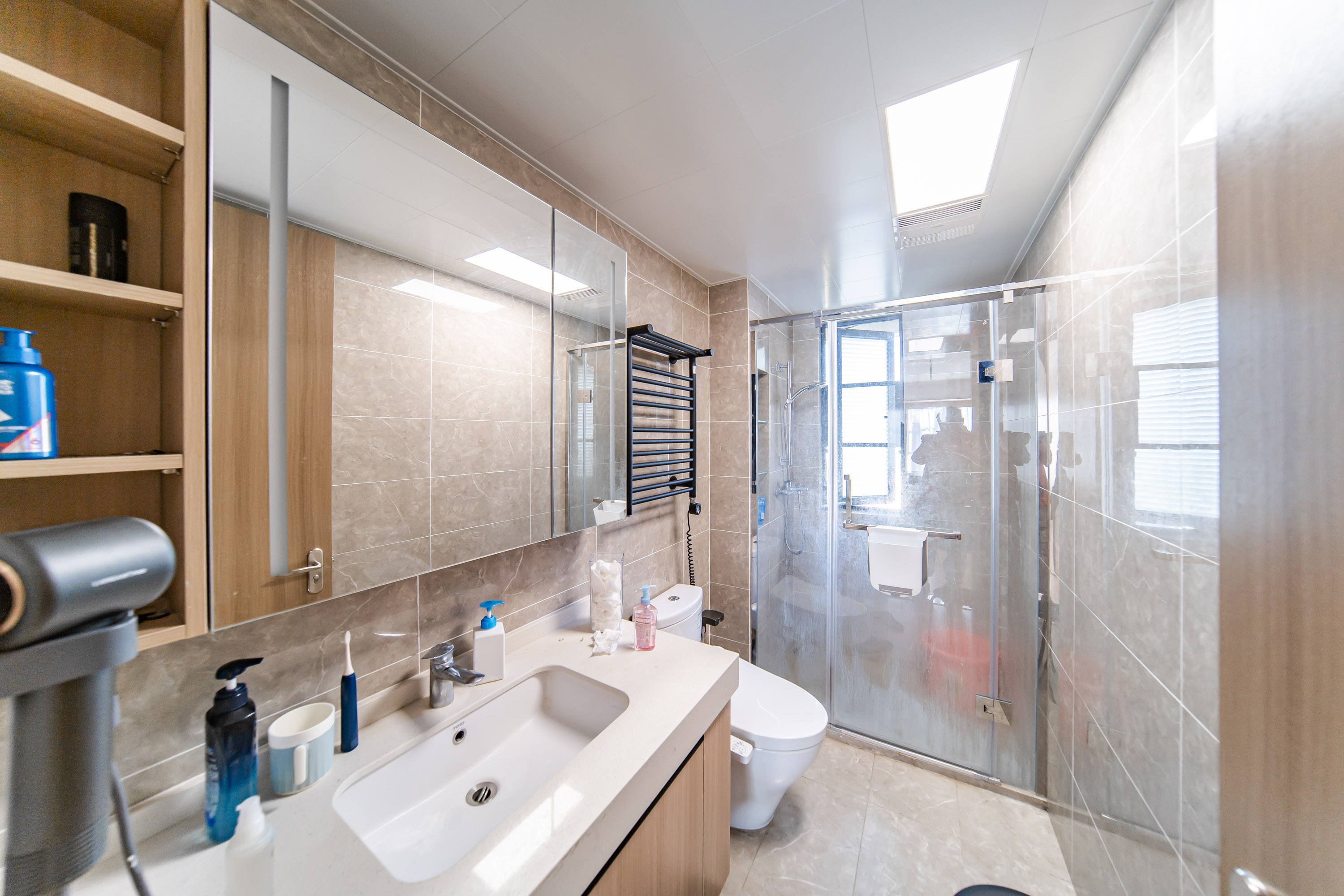 华润凯旋门二期 4室2厅2卫 210.0万 华润凯旋门二期 4室2厅2卫 210.0万卫生间