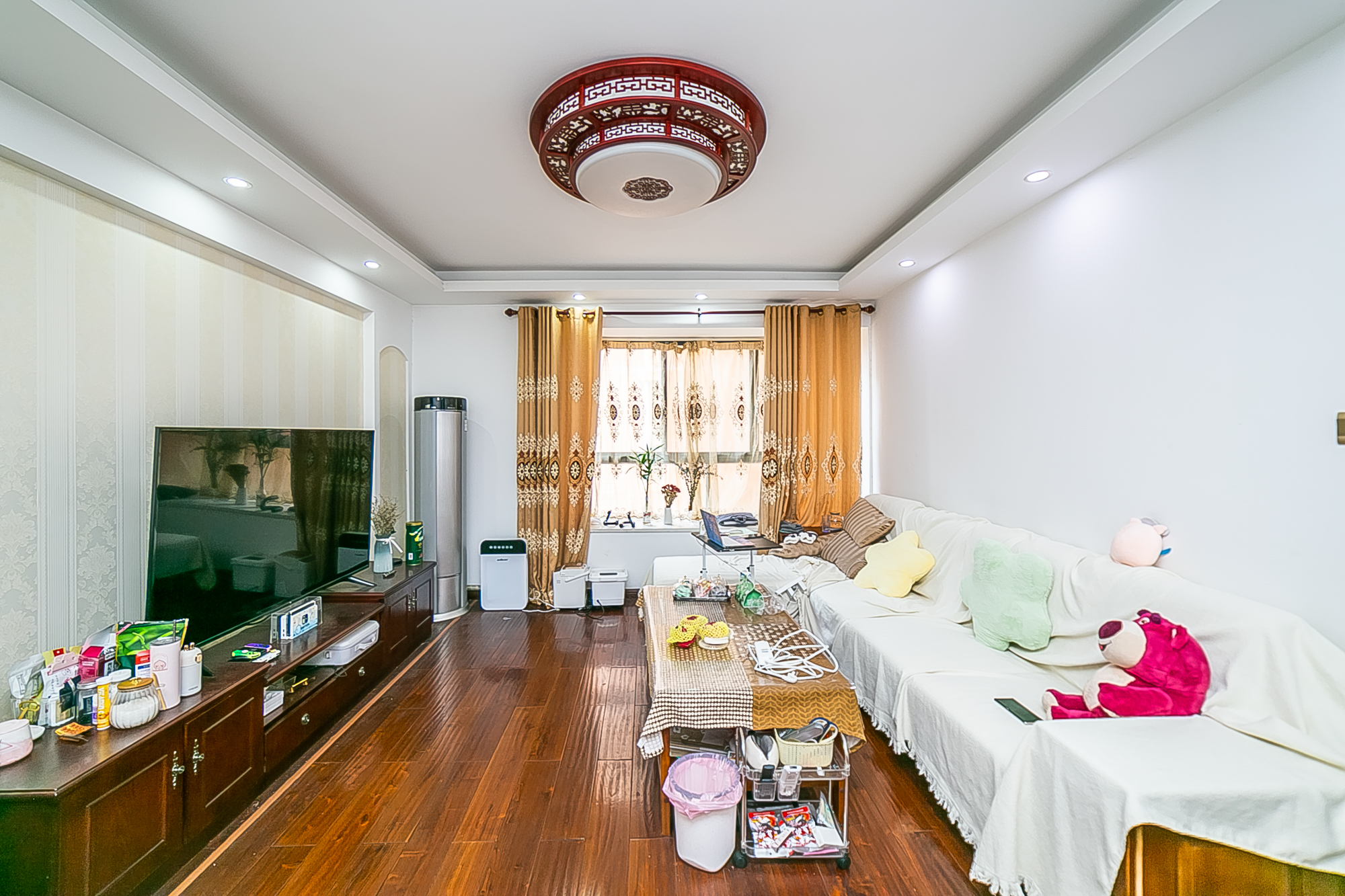 欧园  3室2厅1卫    115.0万 欧园  3室2厅1卫    115.0万客厅