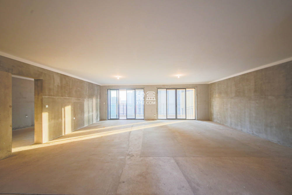 中建钰和城  4室2厅2卫   410.00万