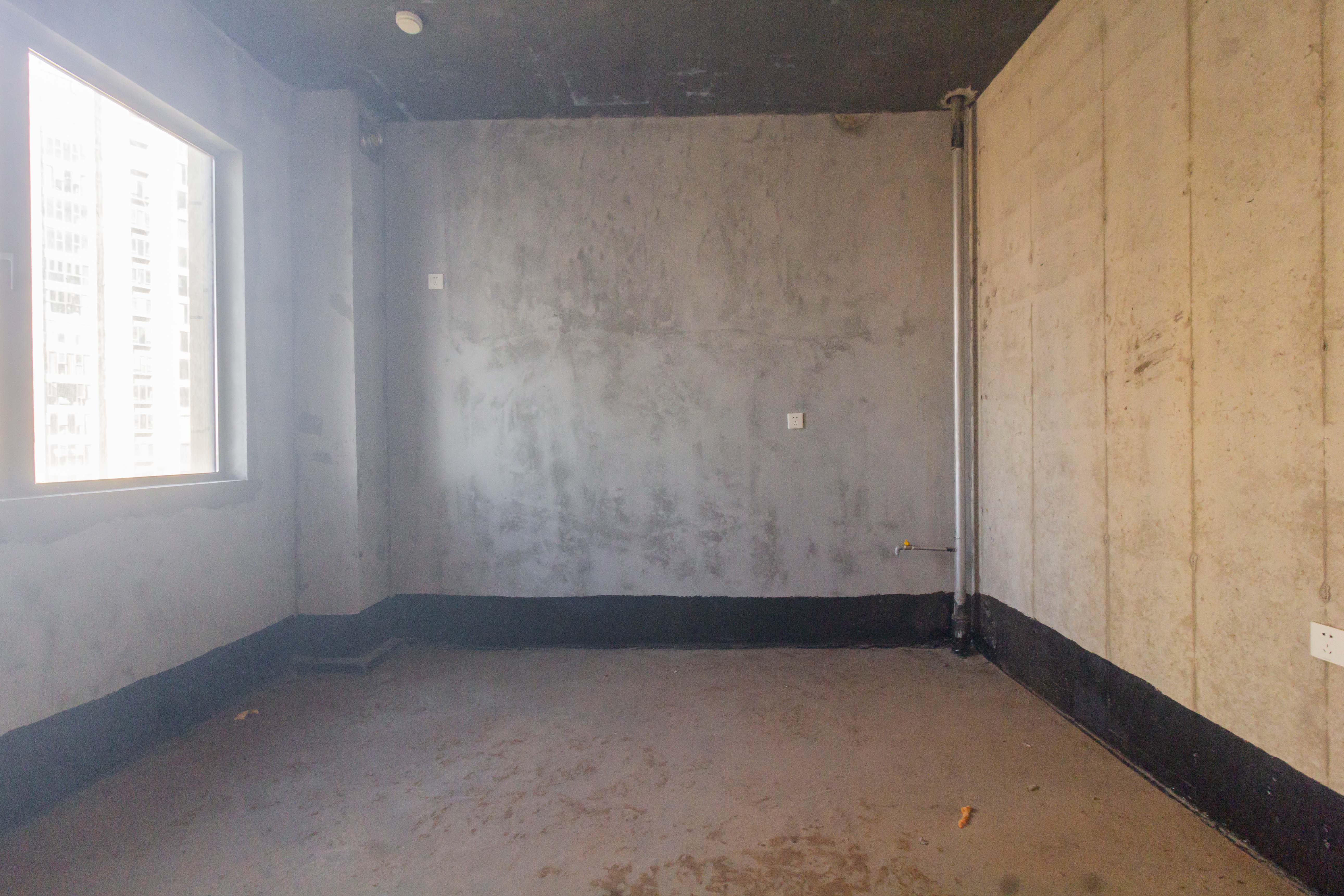 湘域芯城一期 5室2厅3卫 162.0万 湘域芯城一期 5室2厅3卫 162.0万厨房