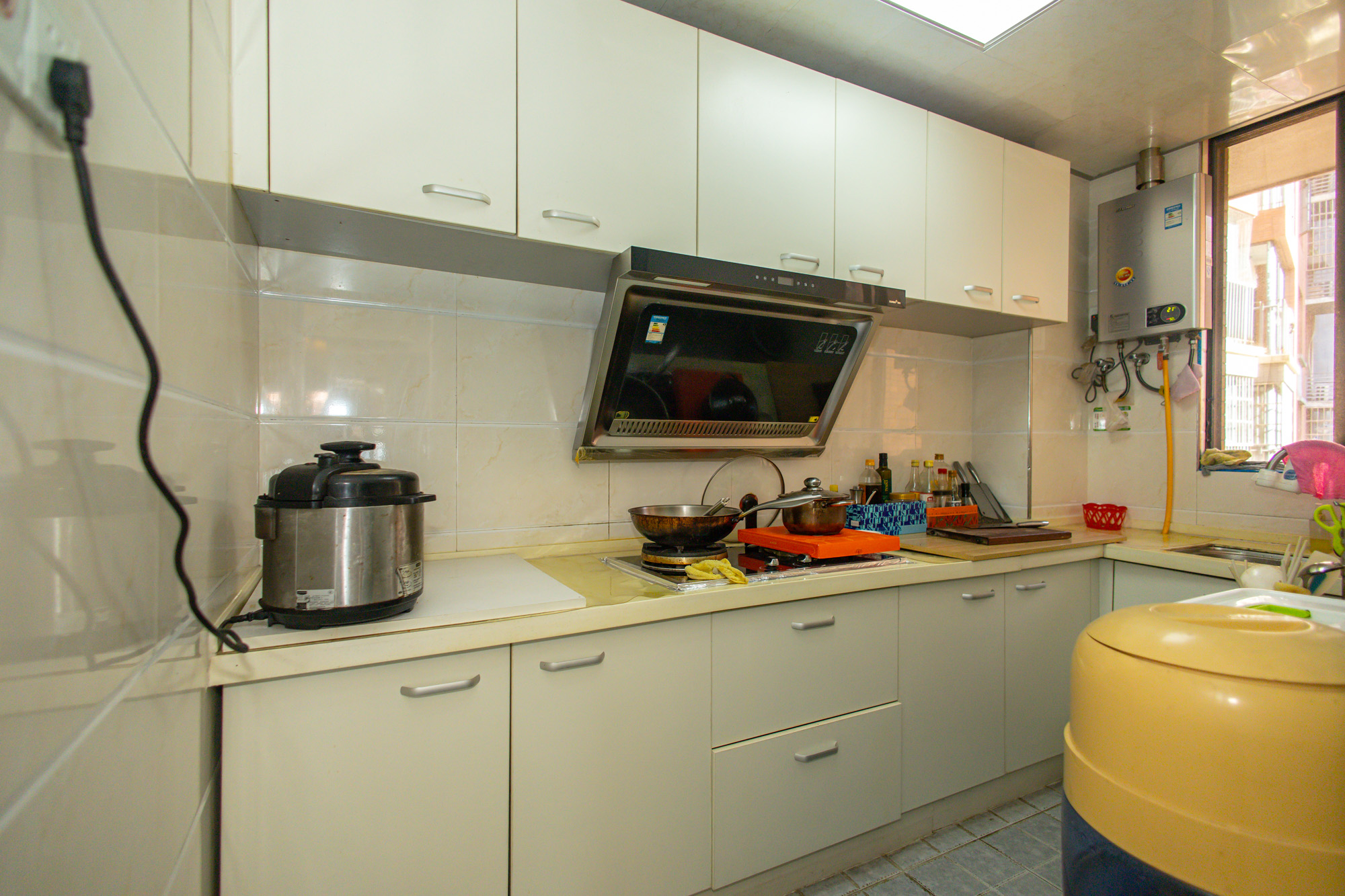 华润凤凰城二期 2室2厅1卫 68.0万 华润凤凰城二期 2室2厅1卫 68.0万厨房