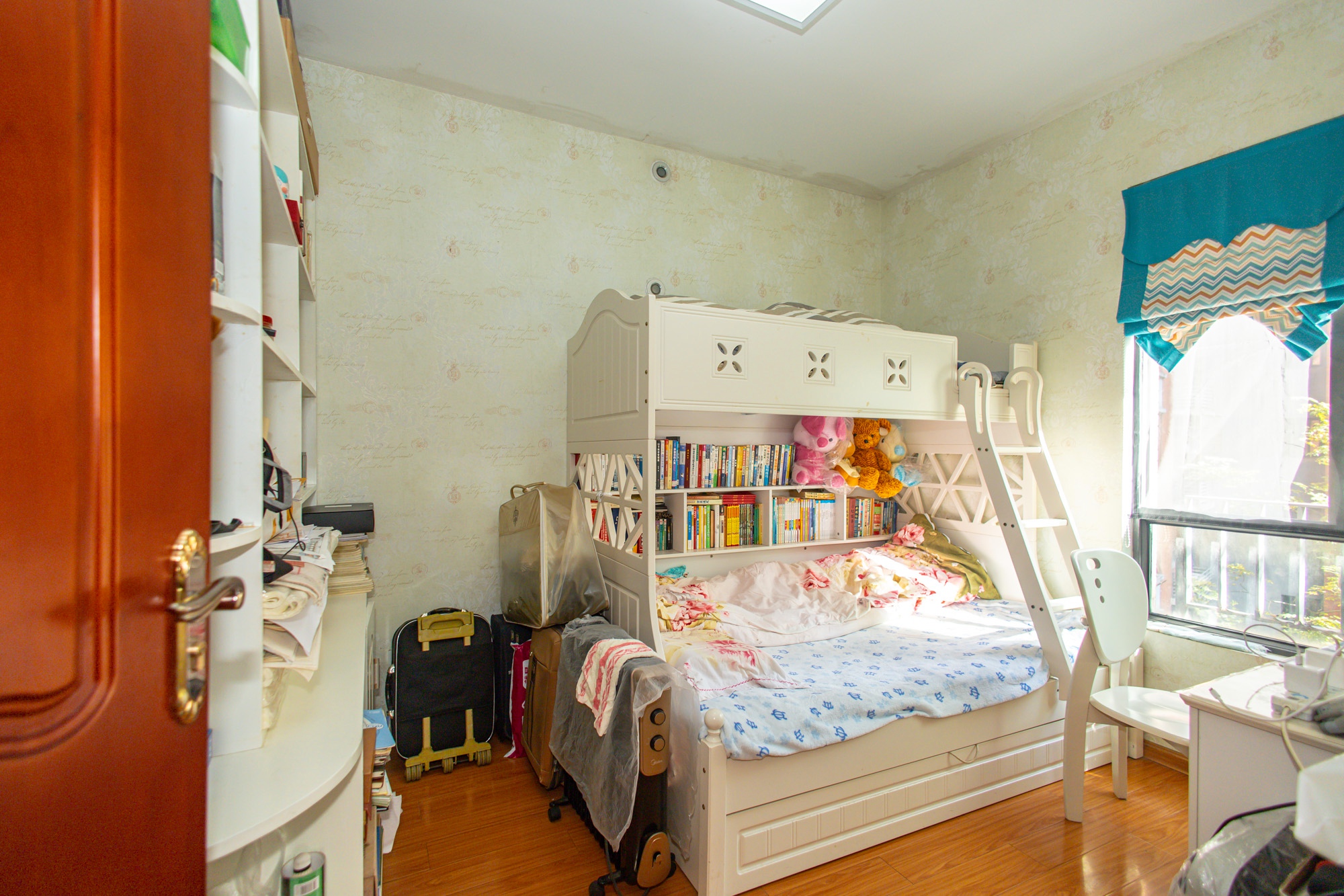 华润凤凰城二期 2室2厅1卫 68.0万 华润凤凰城二期 2室2厅1卫 68.0万卧室