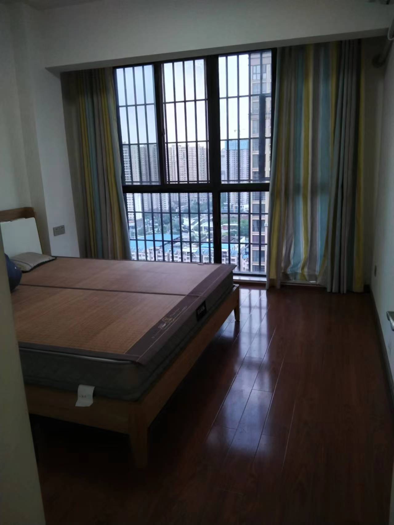 旺城天悦领秀香江 2室2厅1卫 2000.0元/月 旺城天悦领秀香江 2室2厅1卫 2000.0元/月室内图